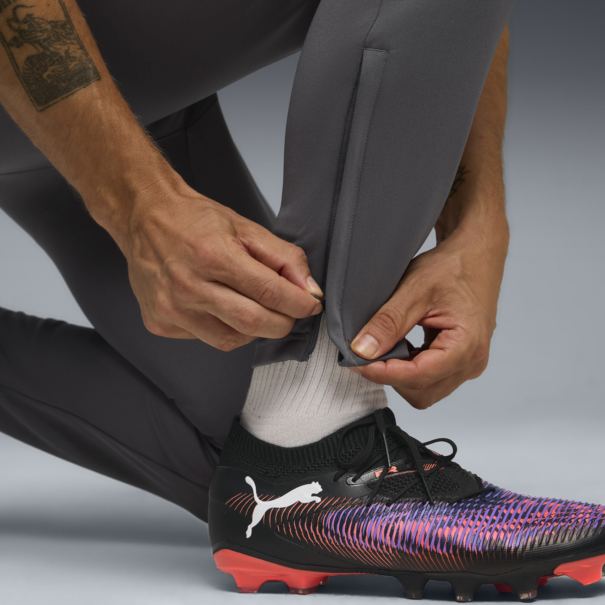 PUMA individualLIGA trainingsbroek voor Heren, Grijs/Rood/Wit, Maat XL thumbnail 5