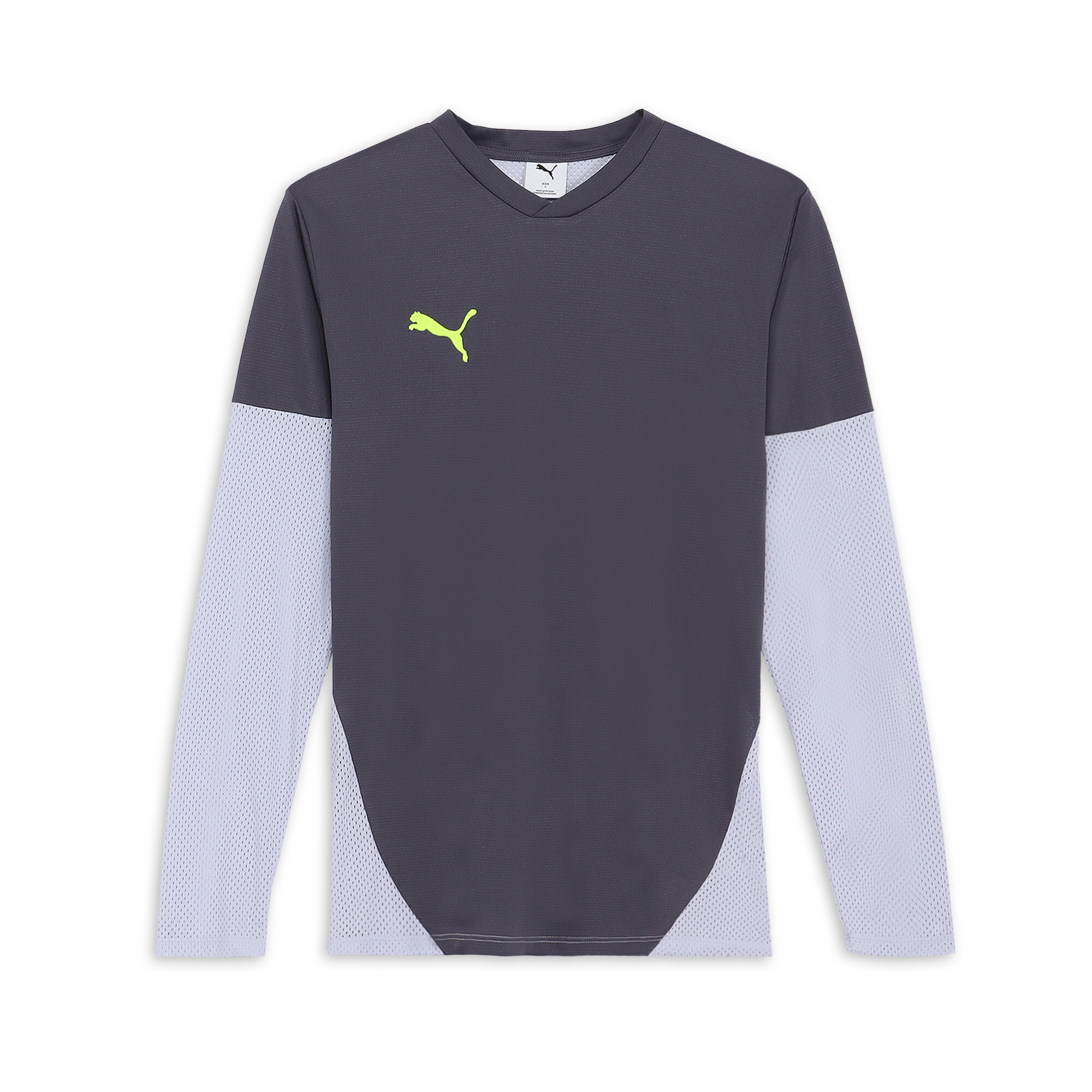 商品情報プレーヤーのパフォーマンスをサポートするコレクションである、PUMA ULTIMATEコレクションより登場する長袖シャツ。灼熱の過酷な環境下において、少しでもプレーヤーのパフォーマンスをサポー