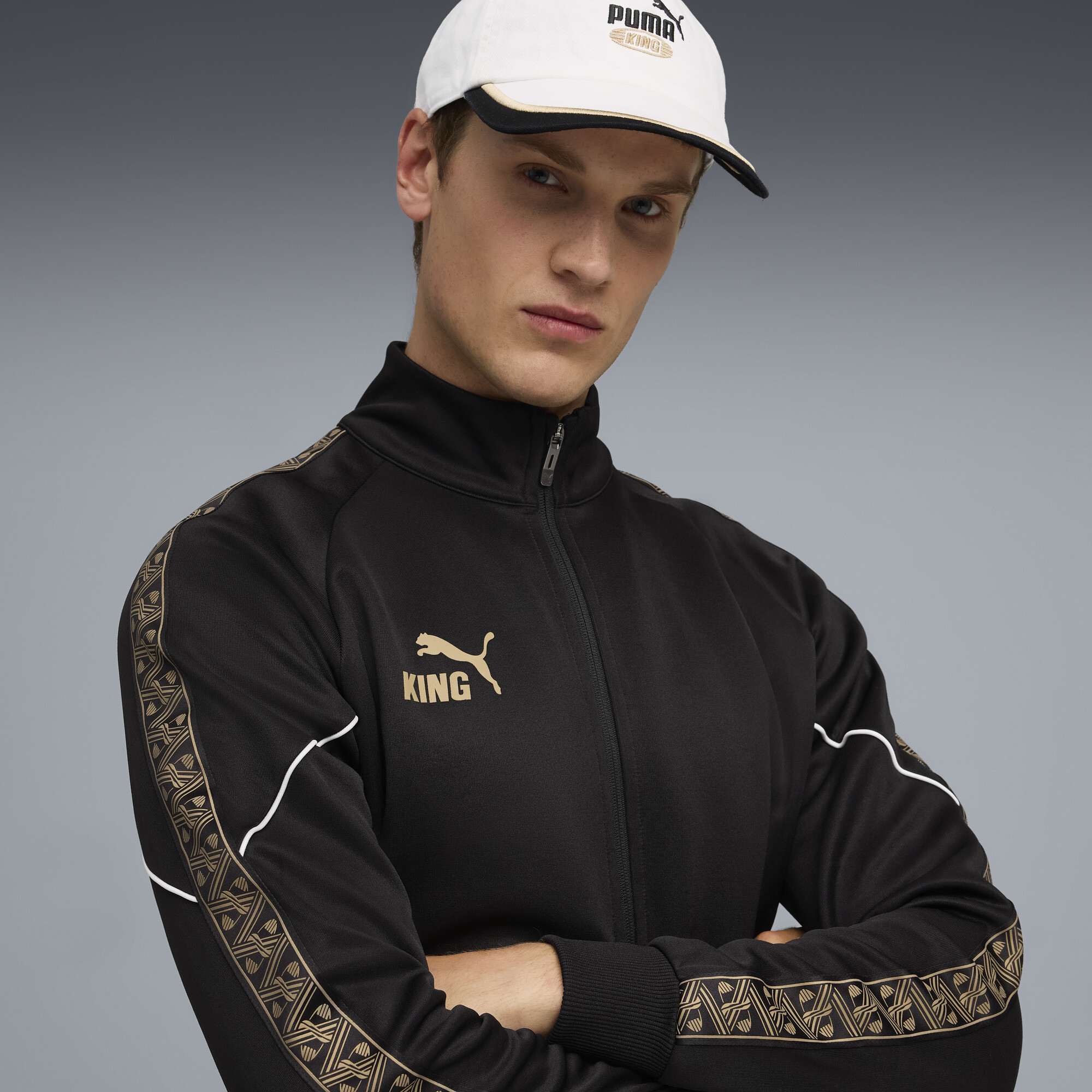 PUMA KING Anthem voetbaljack voor Heren, Zwart/Goud, Maat M thumbnail 7