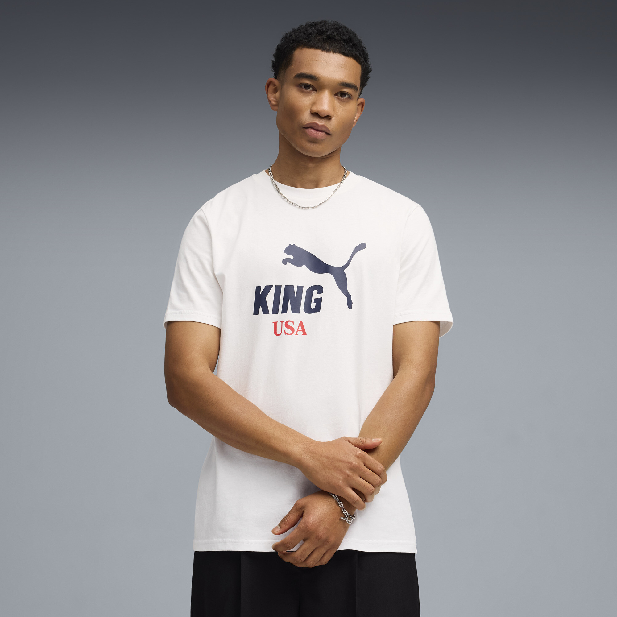PUMA USA KING Soccer Fanwear Men's Graphic T-Shirt in White, Size M