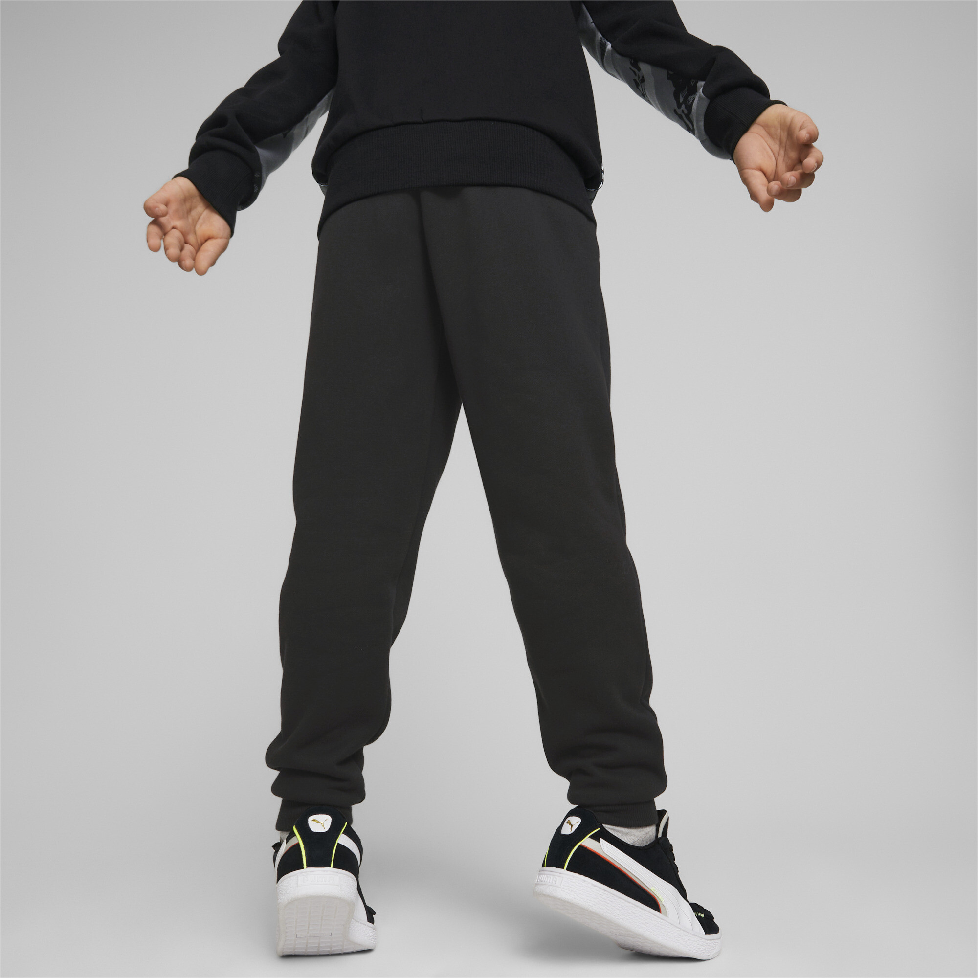 PUMA Alpha Sweatpants In Black, Size 7-8 Youth