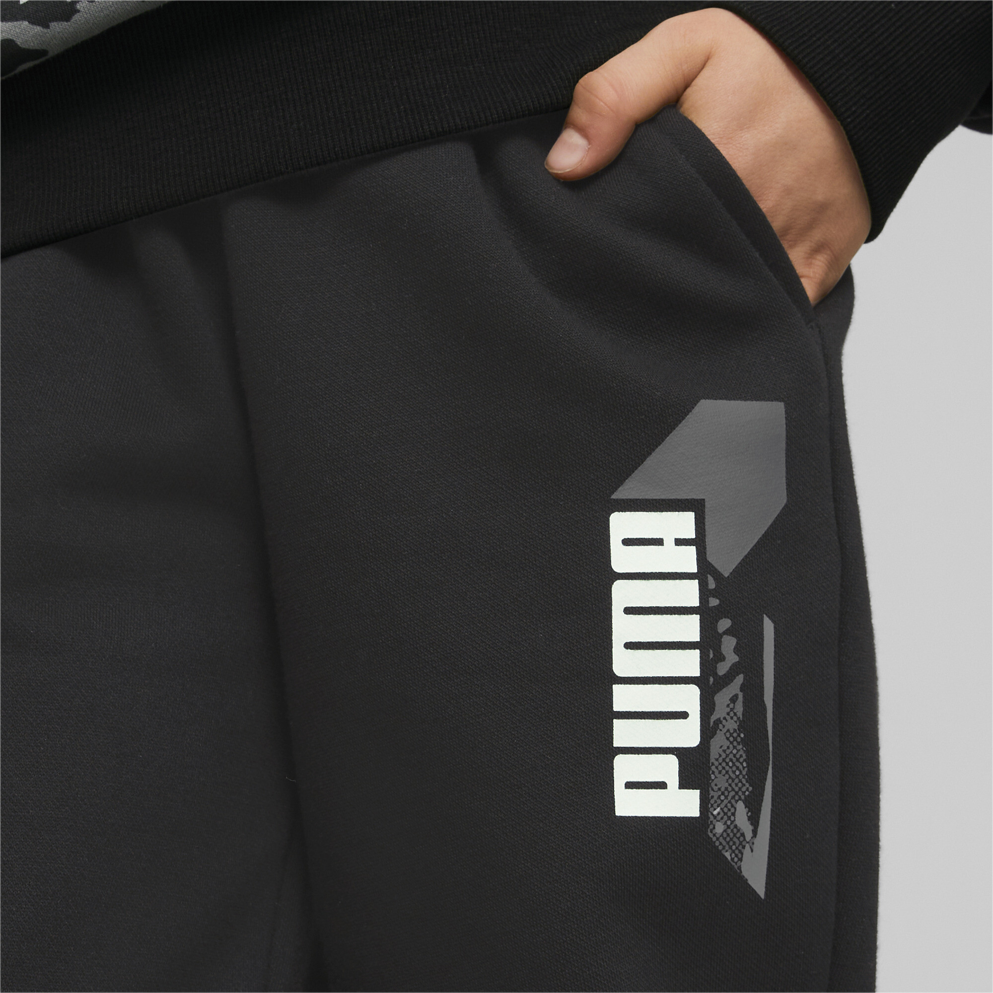 PUMA Alpha Sweatpants In Black, Size 7-8 Youth