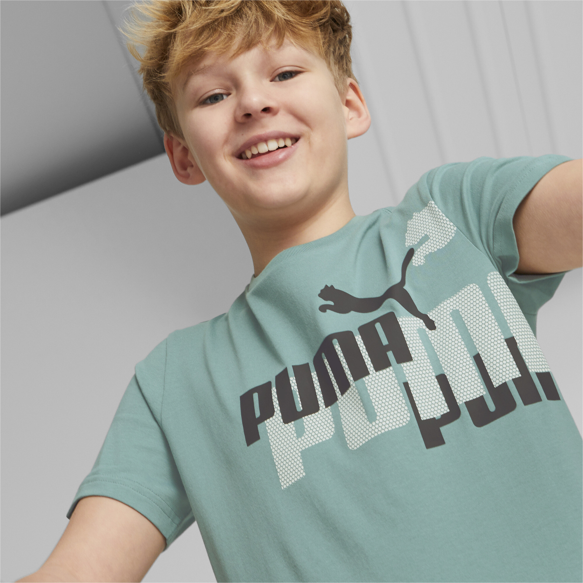 PUMA ESS+ LOGO POWER T-Shirt In Gray, Size 5-6 Youth