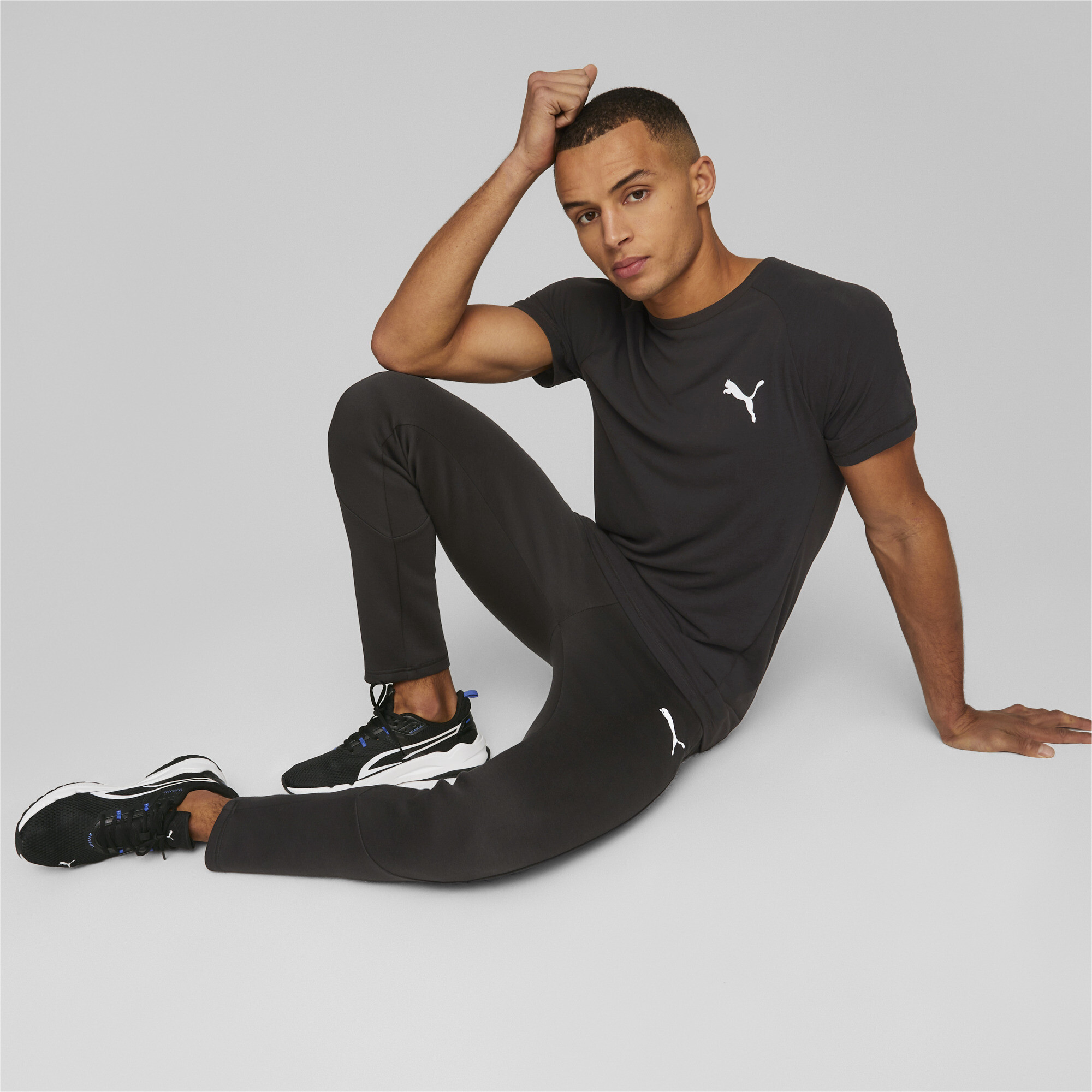 Puma evostripe clearance tracksuit in black