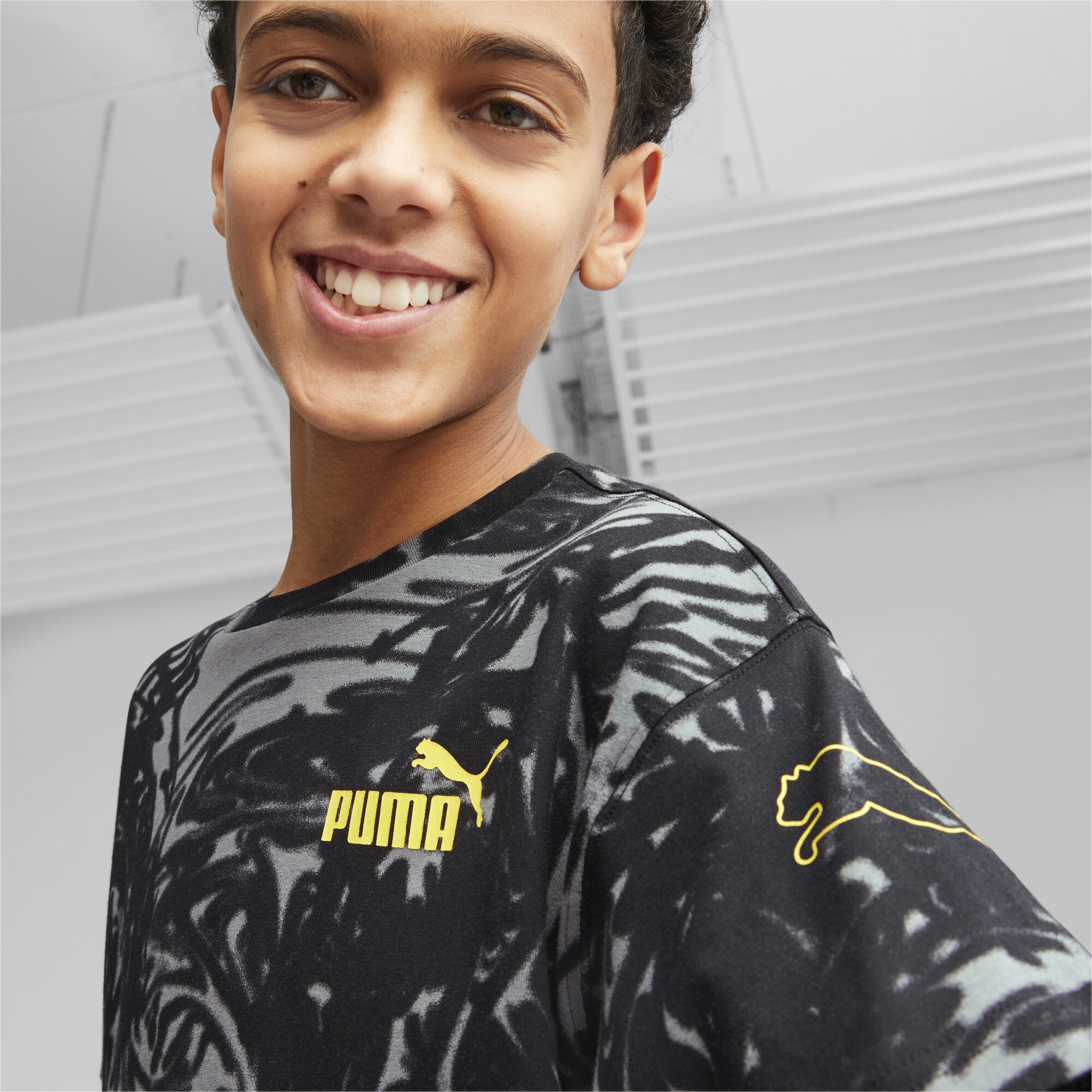 PUMA POWER SUMMER Printed T-Shirt In Black, Size 5-6 Youth