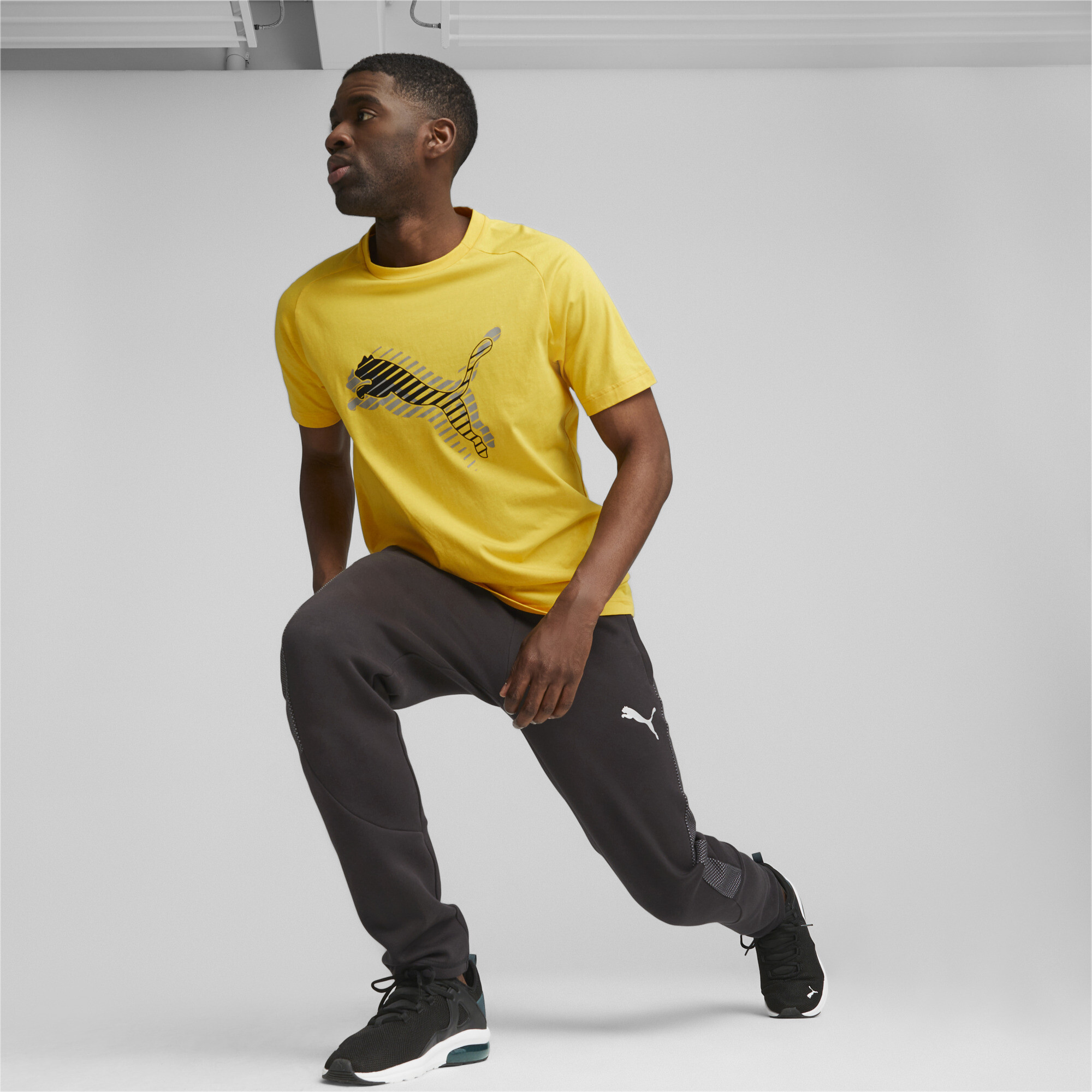 Men's PUMA DYNA-MIX Graphic T-Shirt In Yellow, Size XS