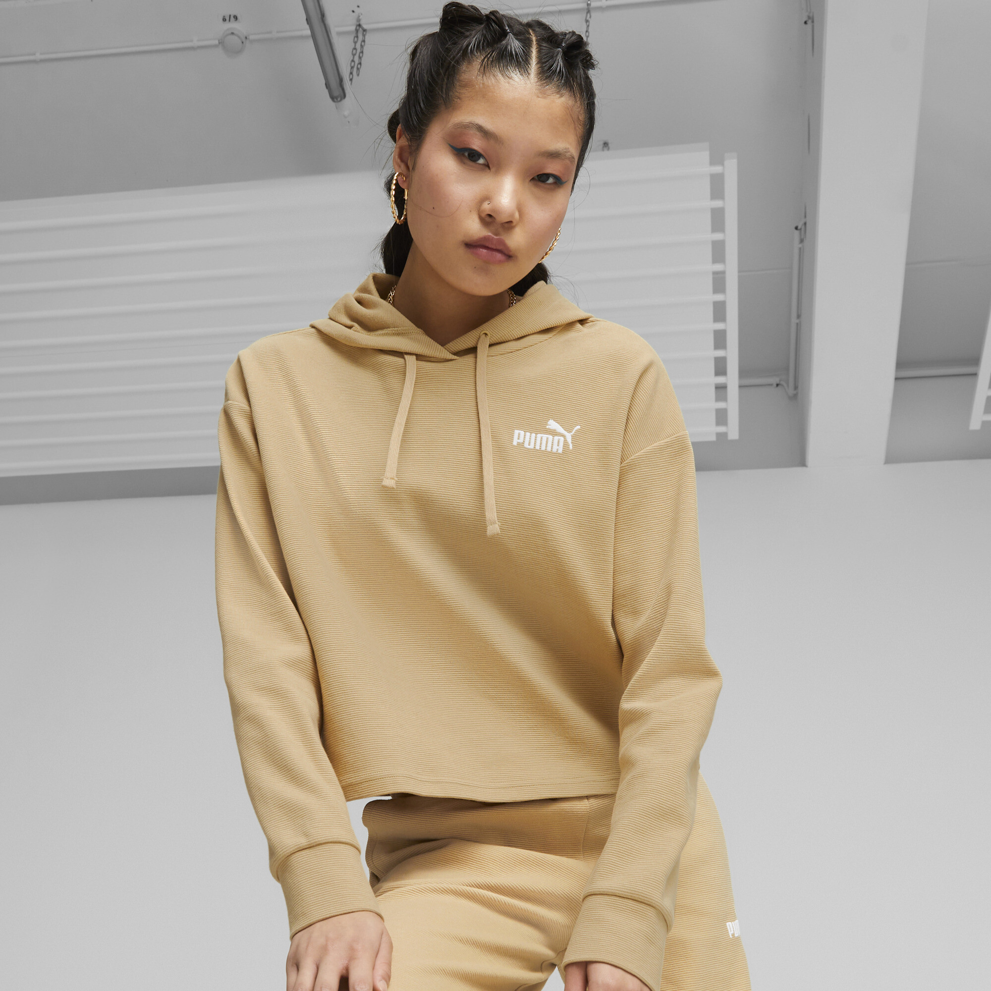 Puma crop shop hoodie ladies