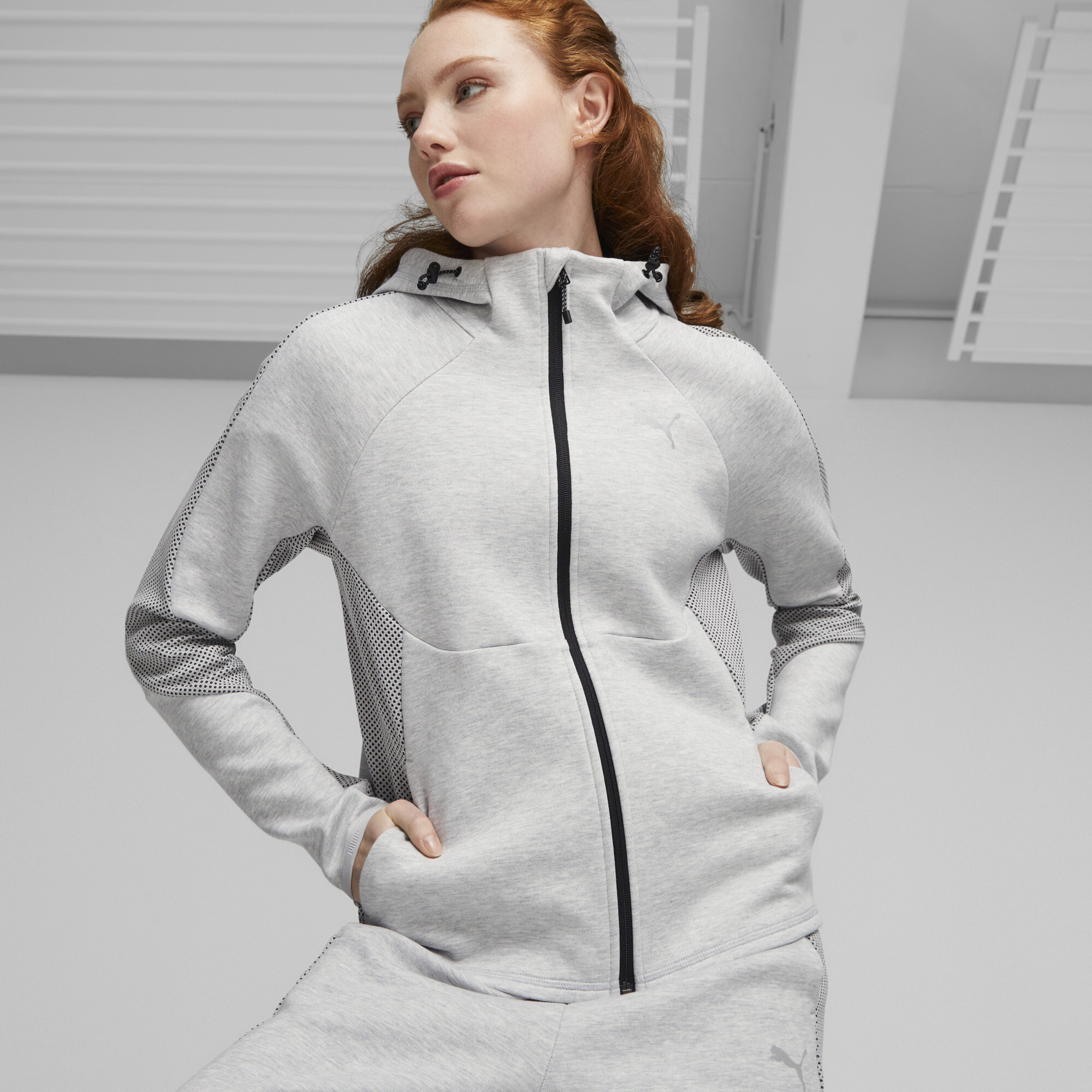 Women's fuelcore coast v4 hoodie outlet