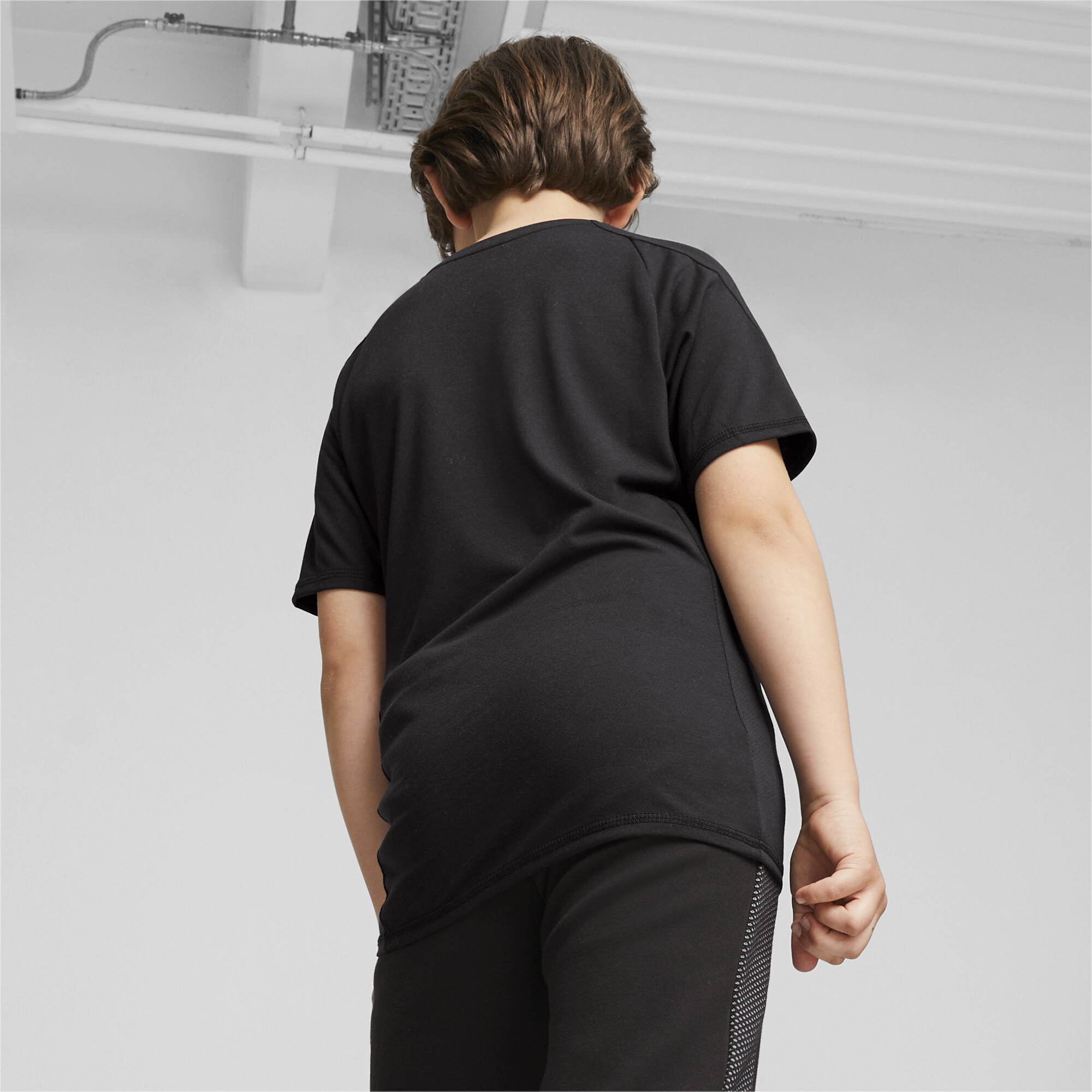 PUMA Evostripe T-Shirt In Black, Size 9-10 Youth