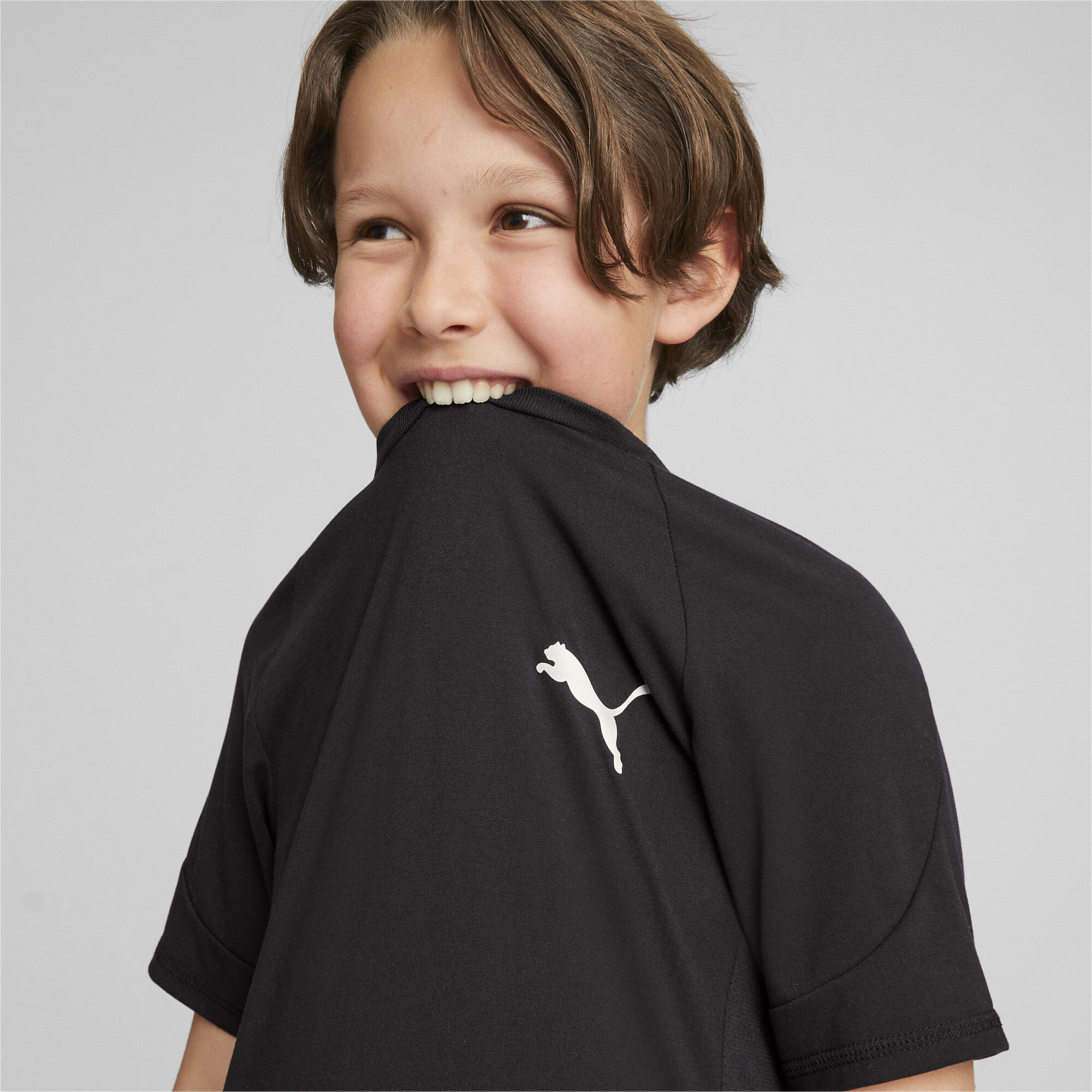 PUMA Evostripe T-Shirt In Black, Size 7-8 Youth