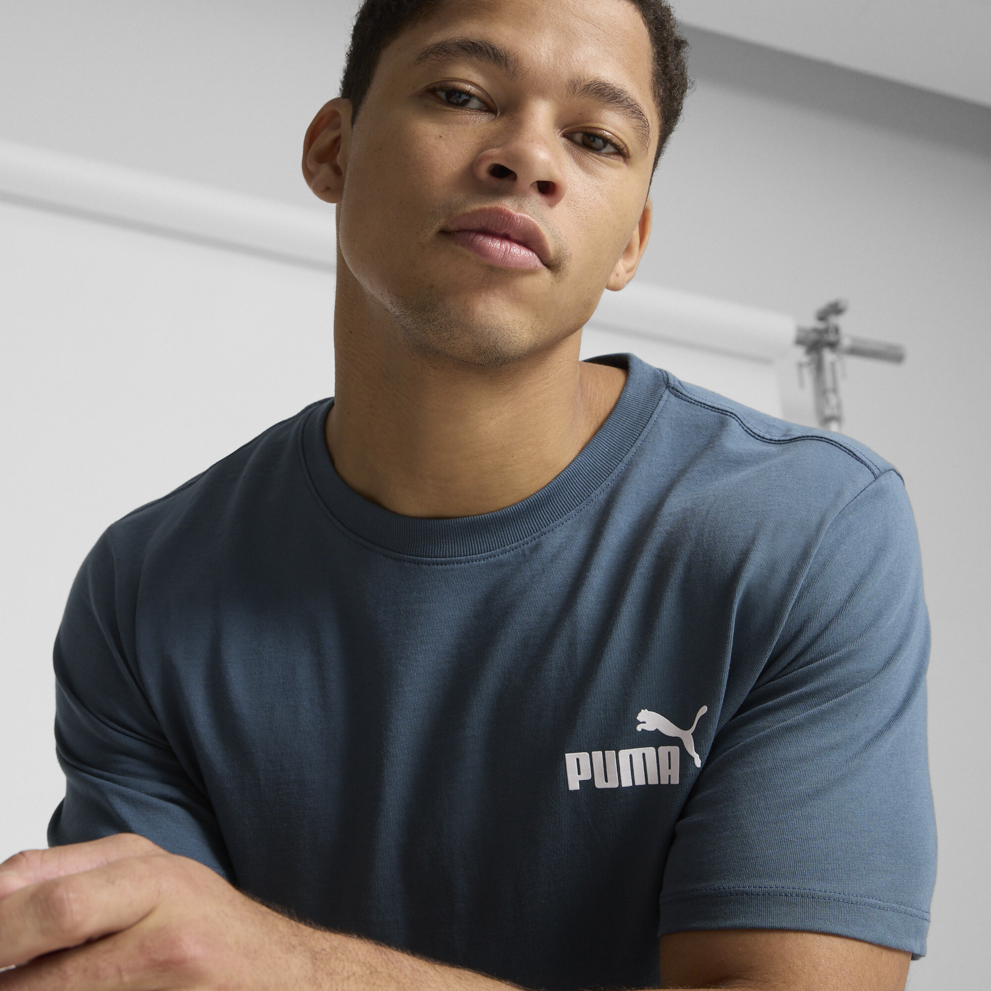 PUMA Men's Essentials No. 1 Logo Tee