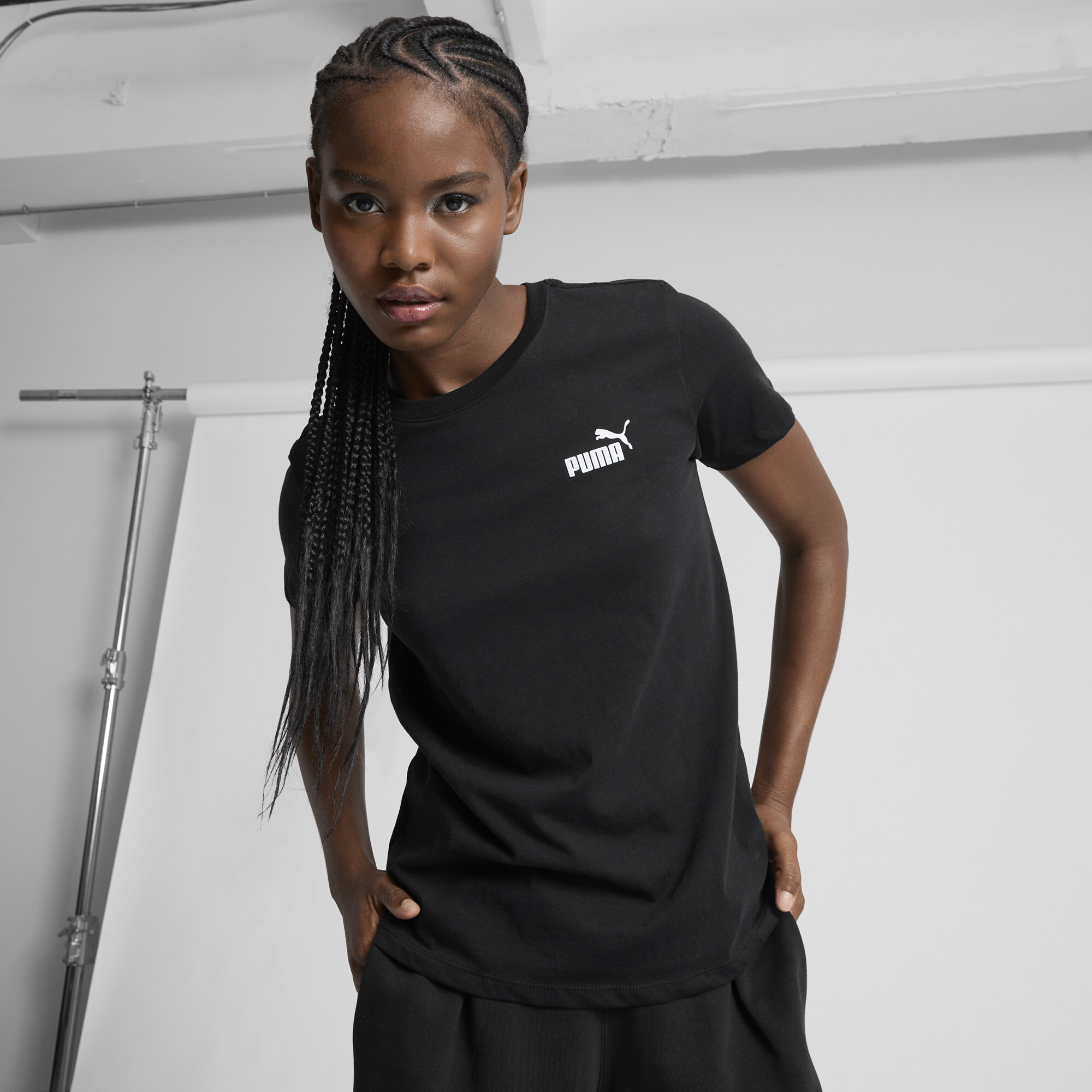 PUMA Women's ESSENTIALS Small Logo Tee