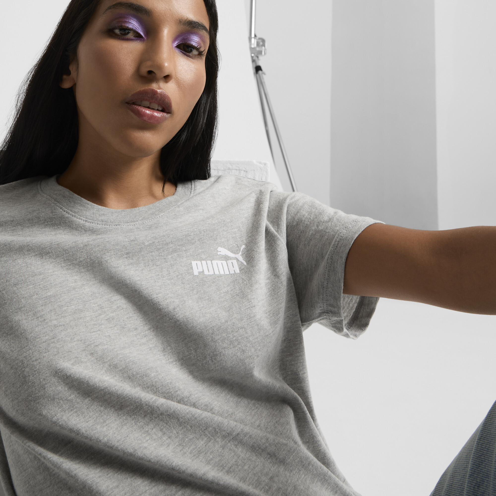 PUMA Women's ESSENTIALS Small Logo Tee