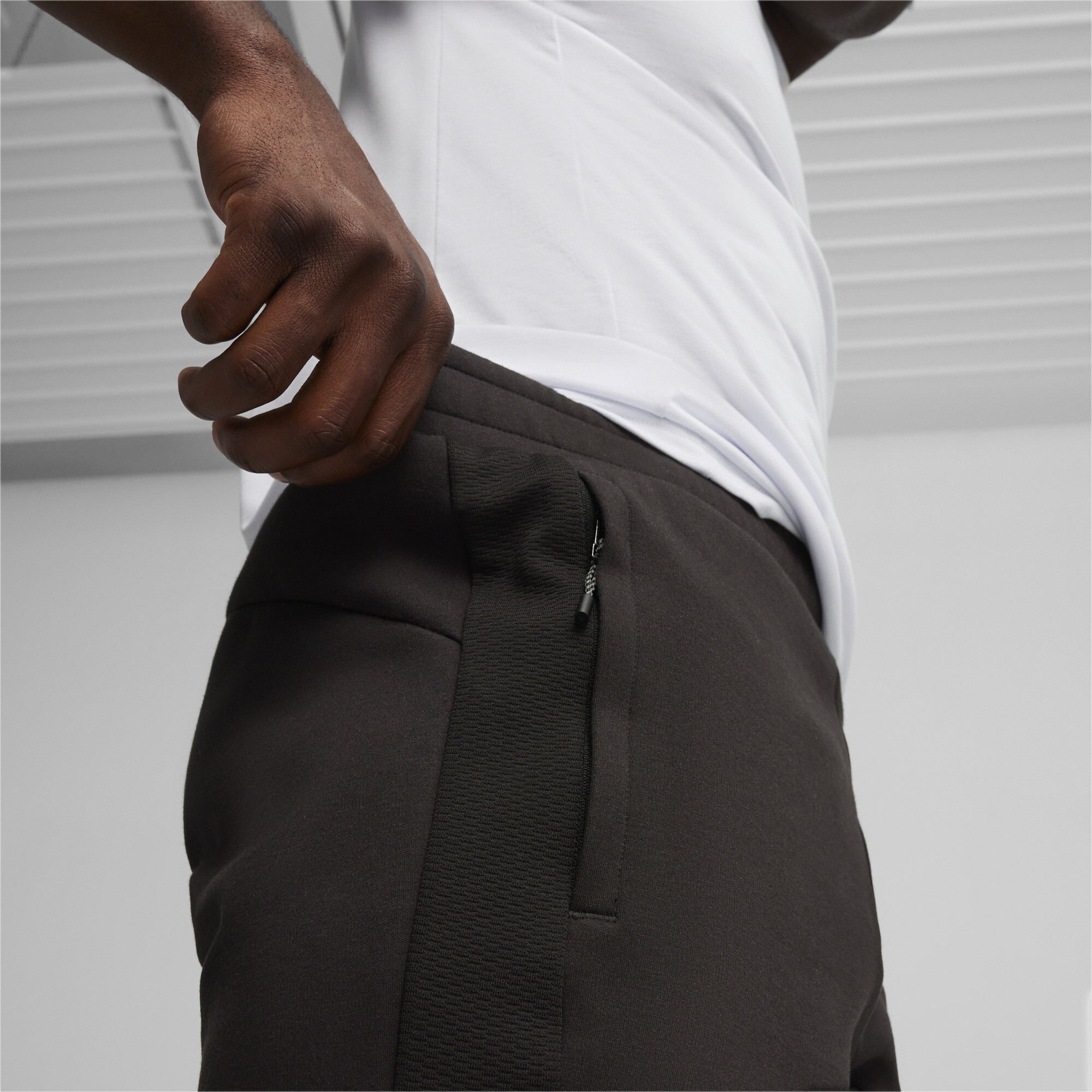 Men's PUMA EVOSTRIPE Shorts In Black, Size XL