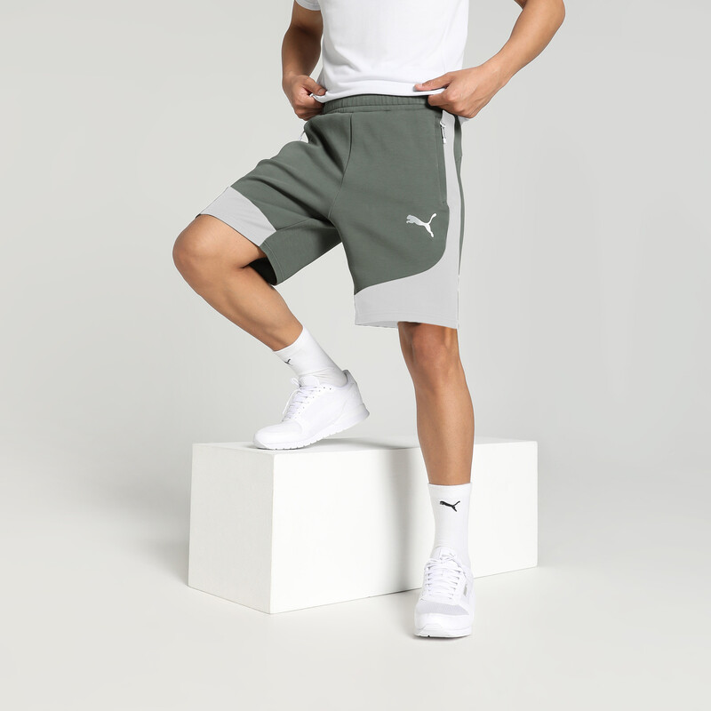 Men's PUMA EVOSTRIPE Shorts in Gray size XL