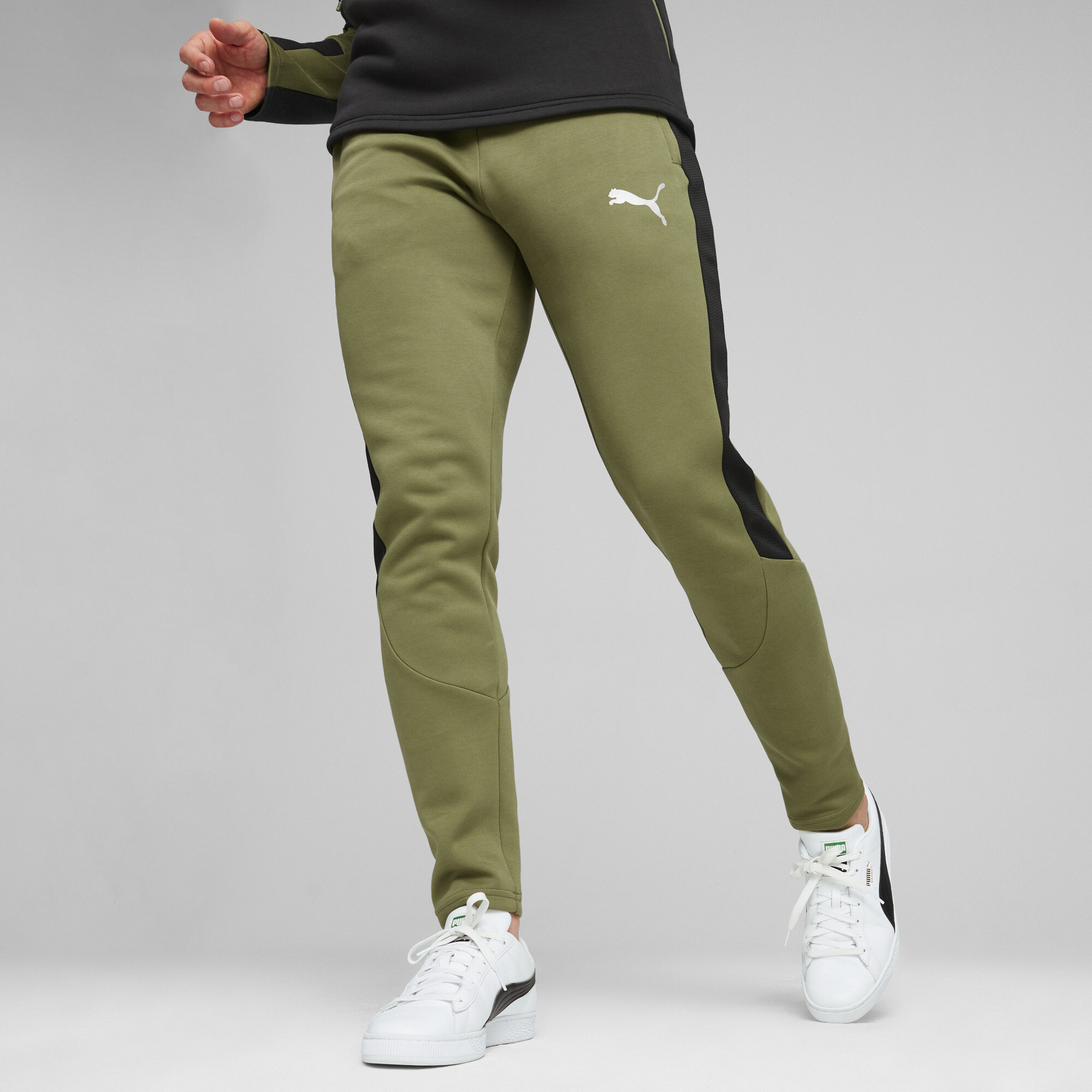 EVOSTRIPE Men s Sweatpants Pants PUMA