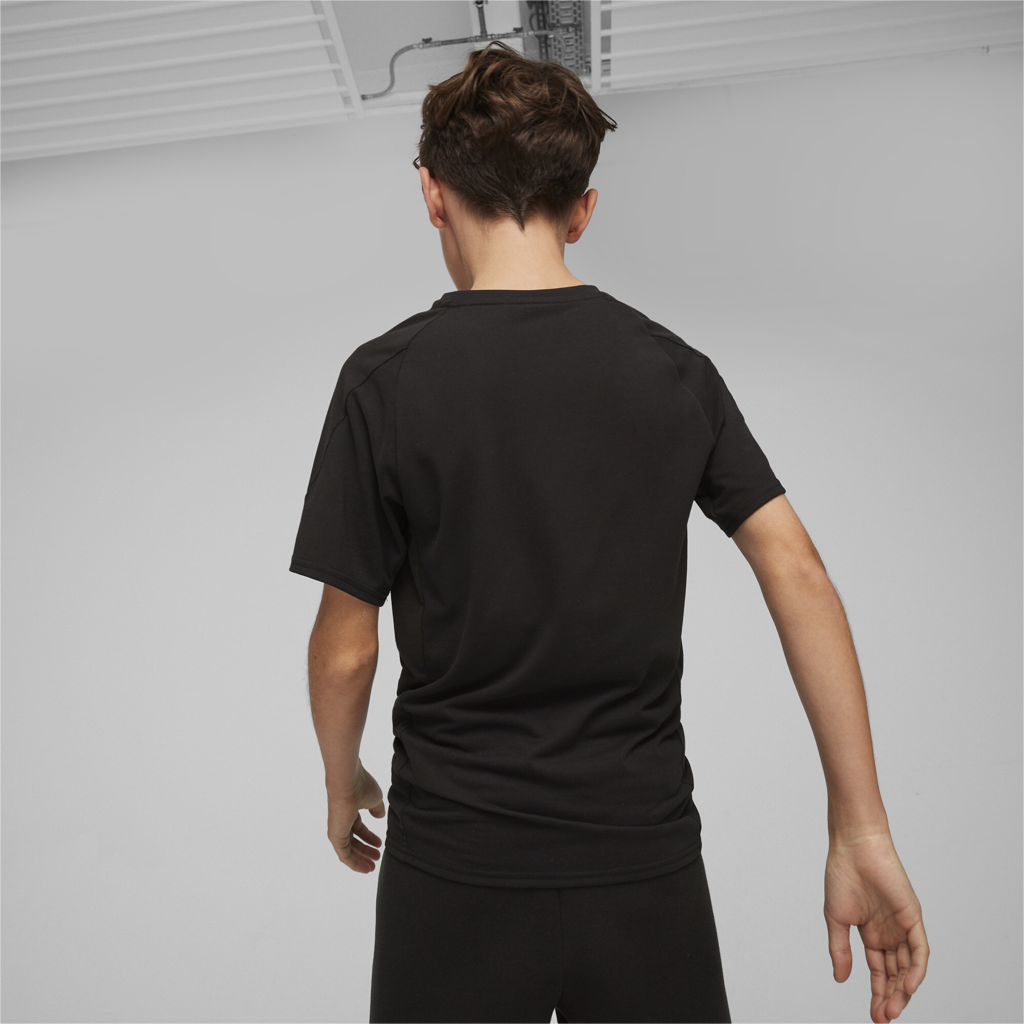 PUMA EVOSTRIPE T-Shirt In Black, Size 5-6 Youth