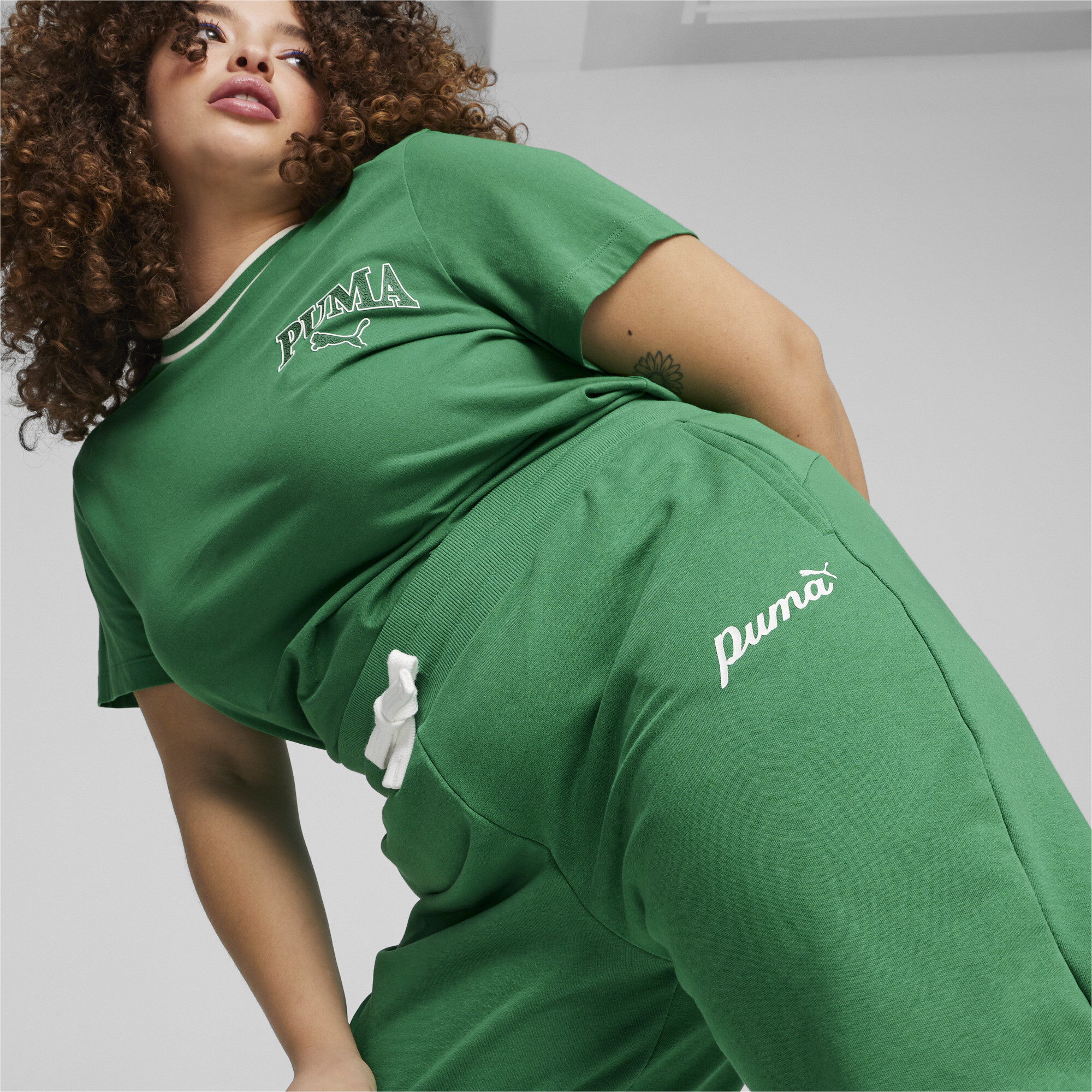Women's PUMA ESS+ Script Sweatpants In Green, Size XL