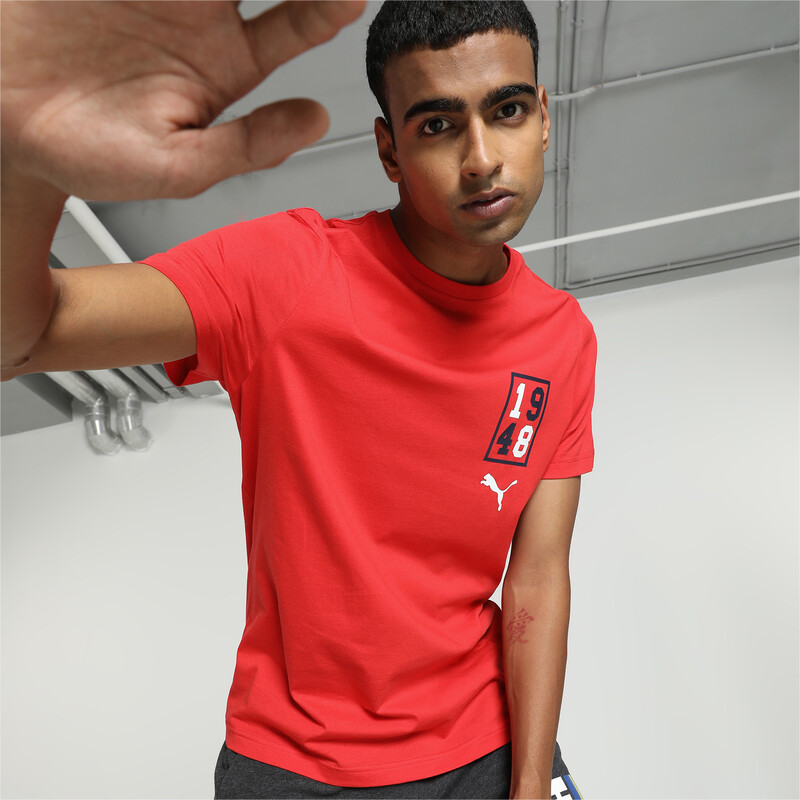 Men's PUMA Logo Graphic Slim Fit T-shirt in Red size S