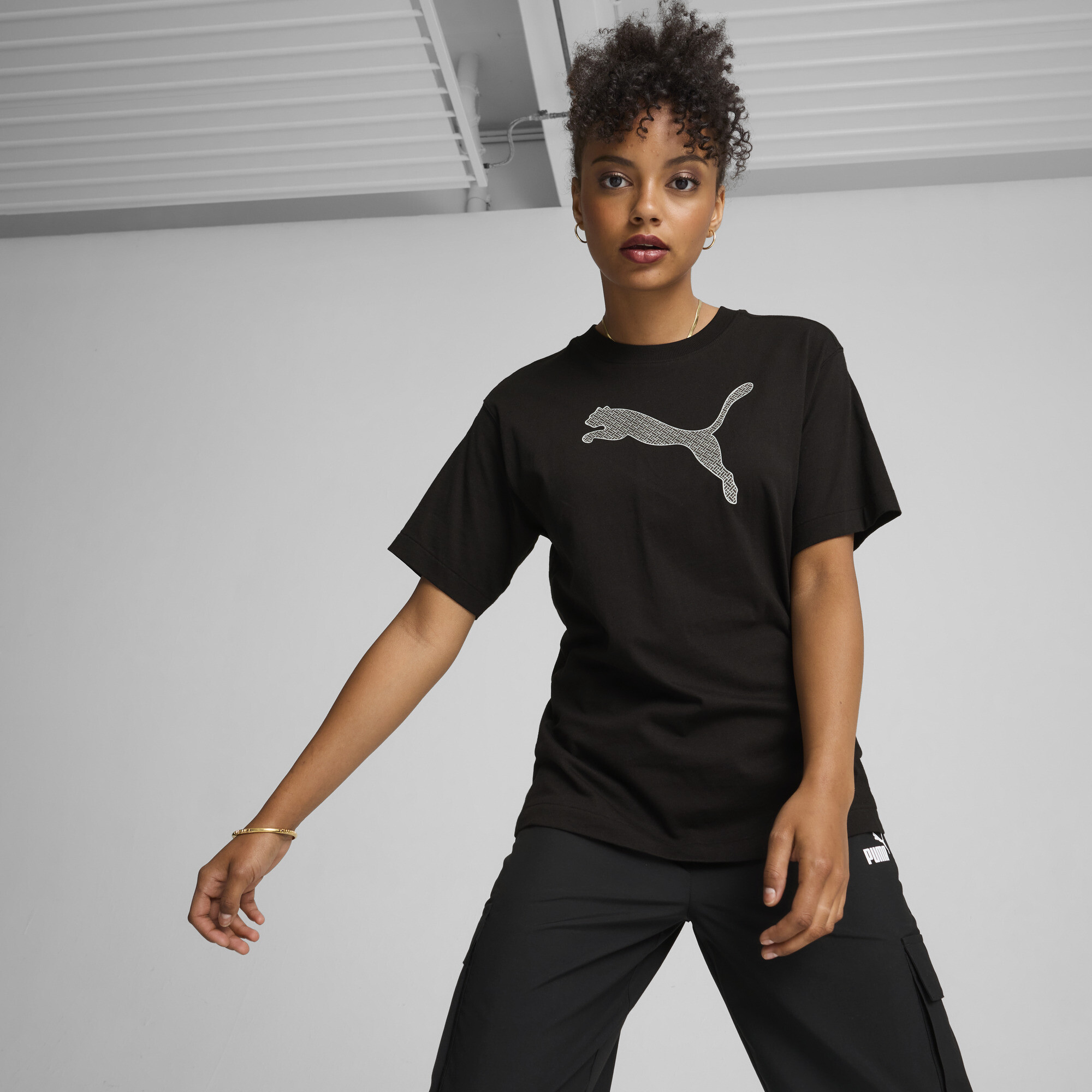 Puma HER Graphic T-Shirt Damen | Mit Print | Black | Größe: S