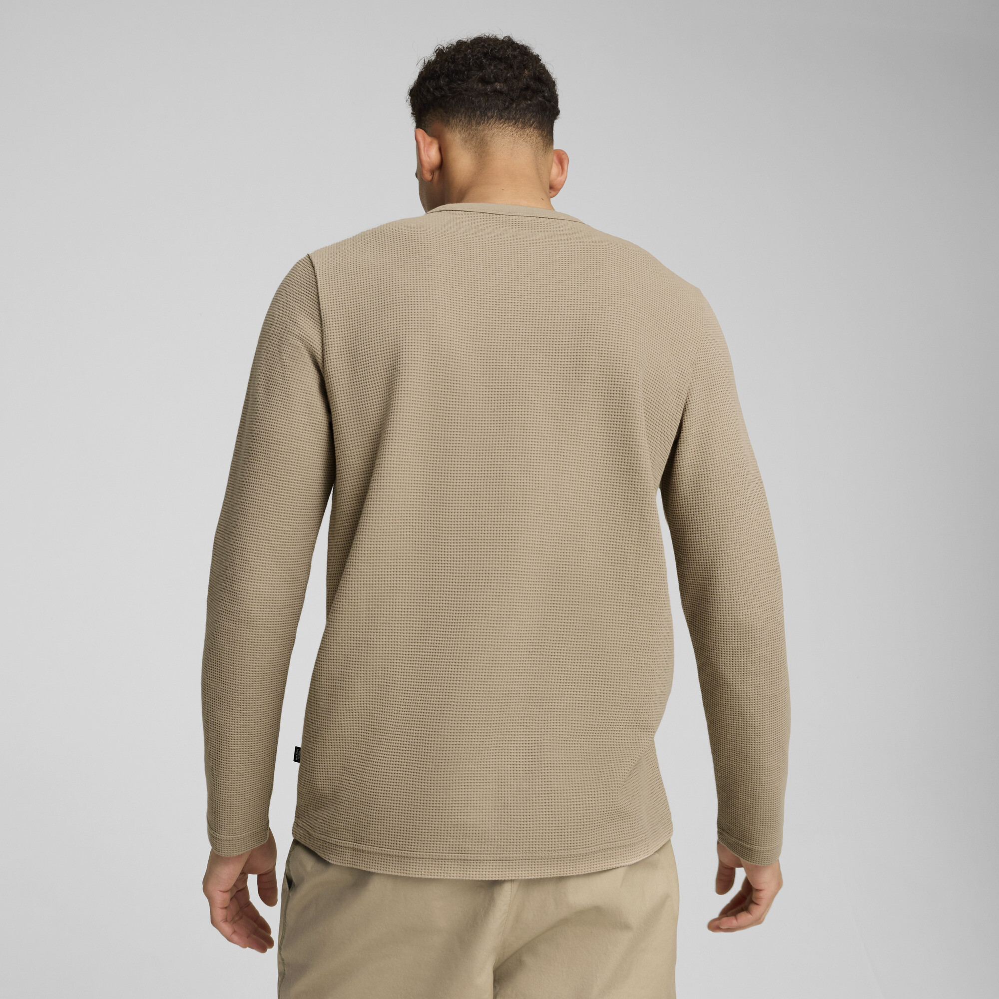 Men's Puma ESS ELEVATED Long-Sleeve T-Shirt, Beige, Size L, Clothing