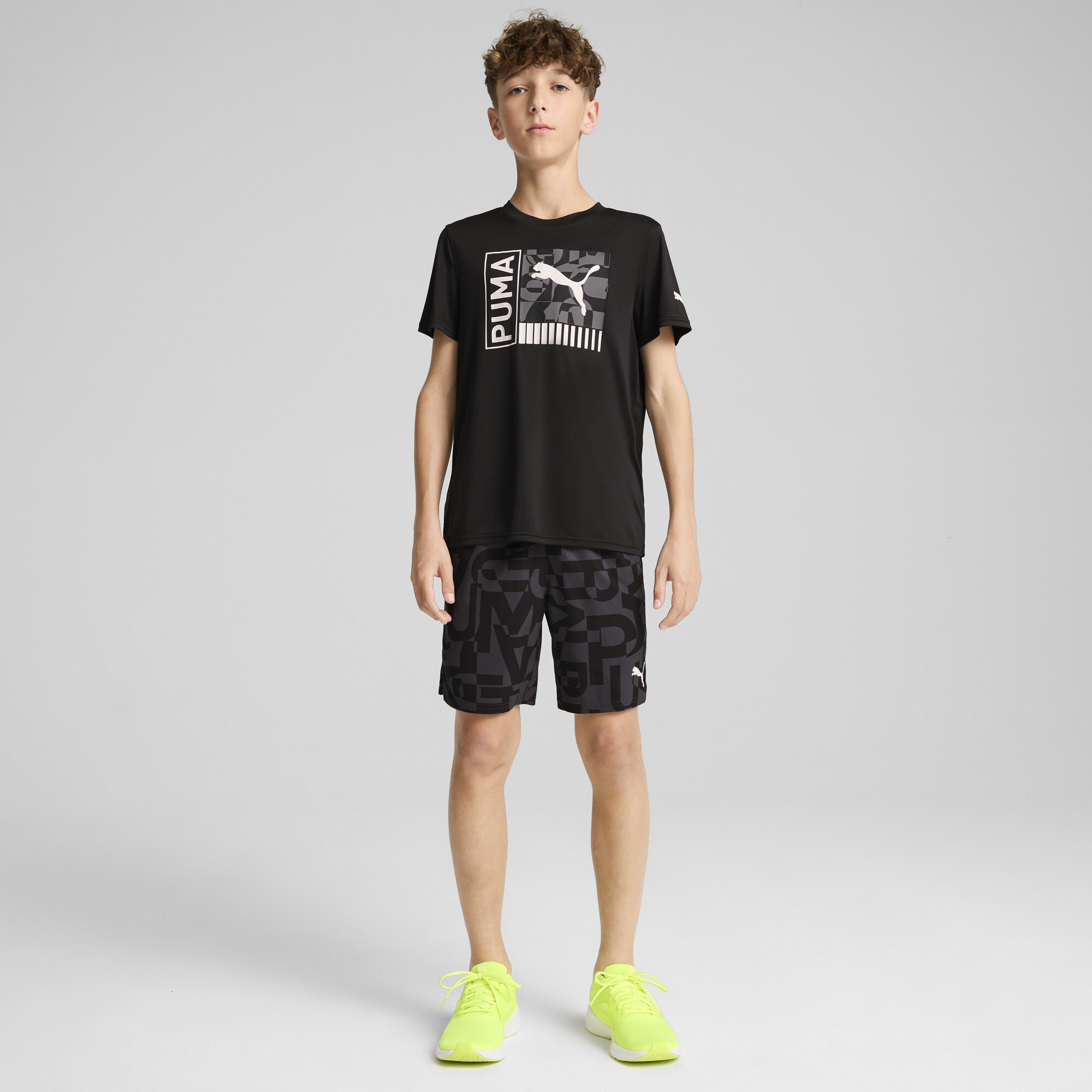 Short met all-over-print voor Heren, Zwart, Maat 7-8Y | PUMA