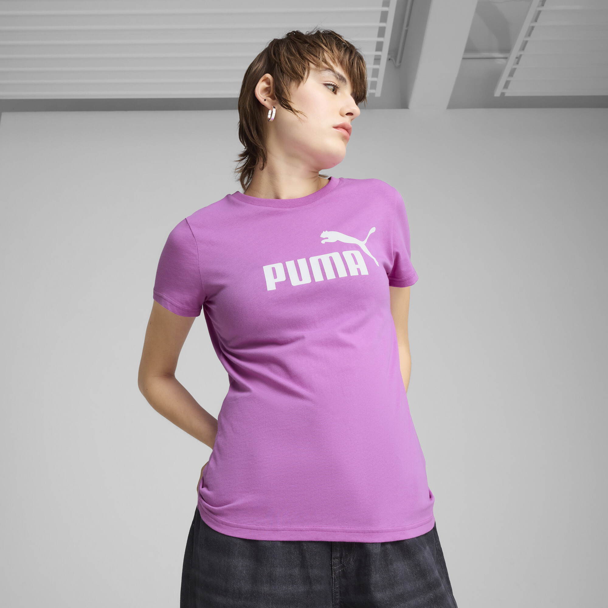 Puma ESS No. 1 Logo T-Shirt Damen | Mit Logo Print | Wild Berry | Größe: S