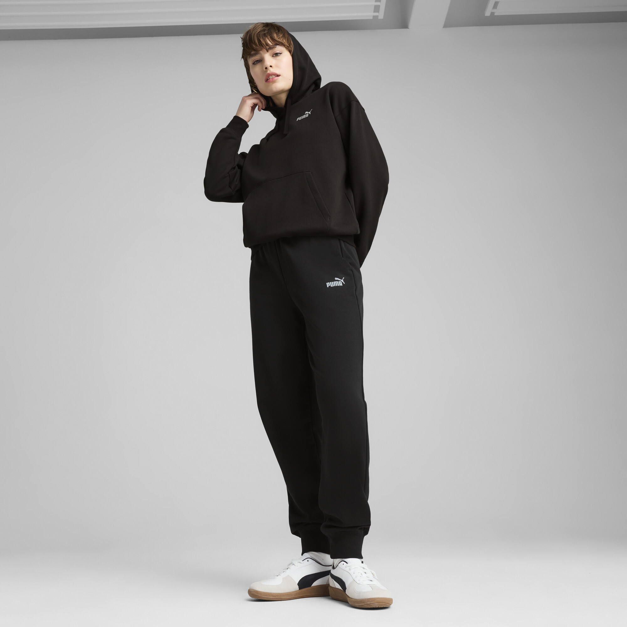 PUMA Essentials Small No. 1 Logo Comfort hoodie voor Dames, Zwart, Maat L thumbnail 4