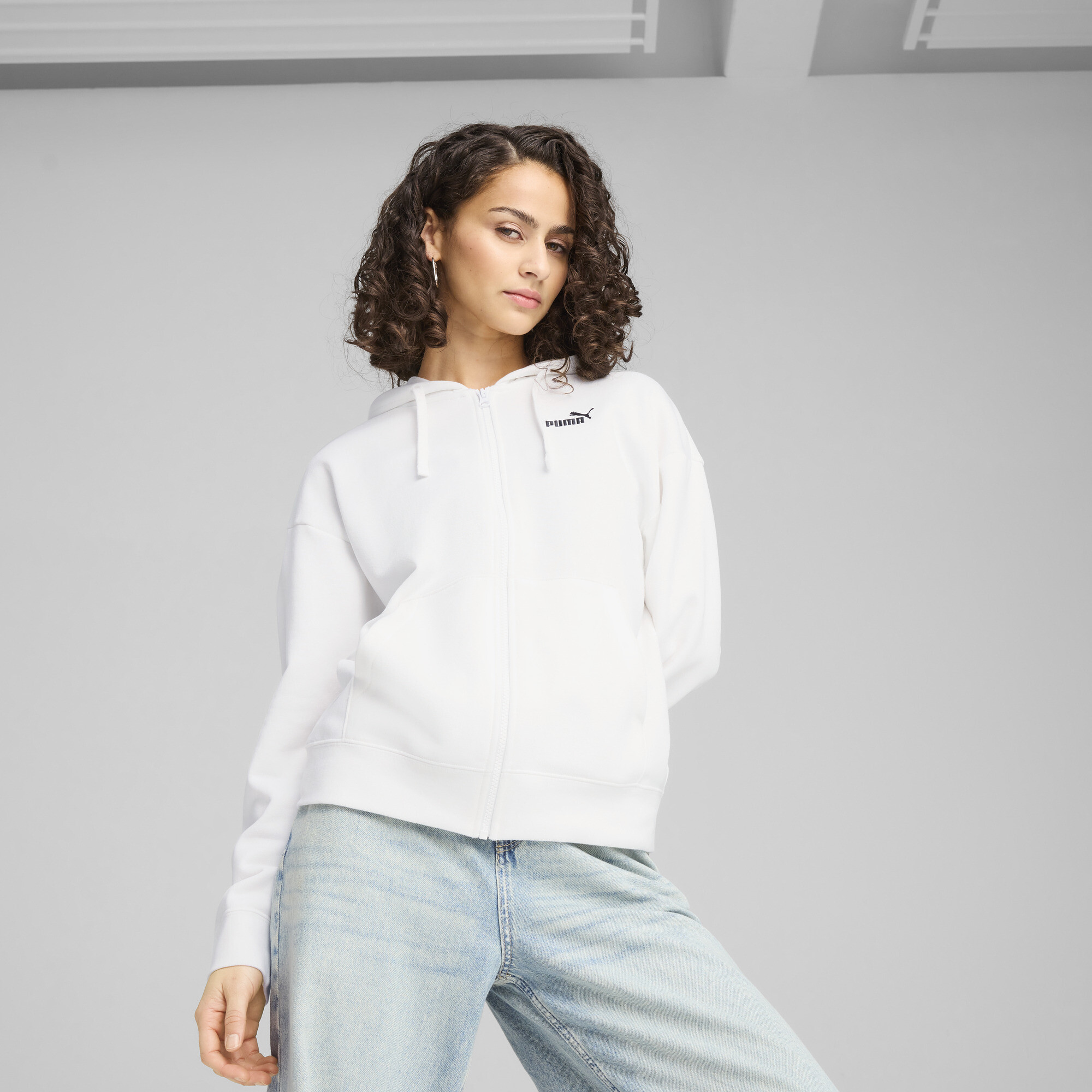 PUMA ESSENTIALS SMALL NO. 1 LOGO FLEECE WOMEN'S COMFORT FULL-ZIP HOODIE