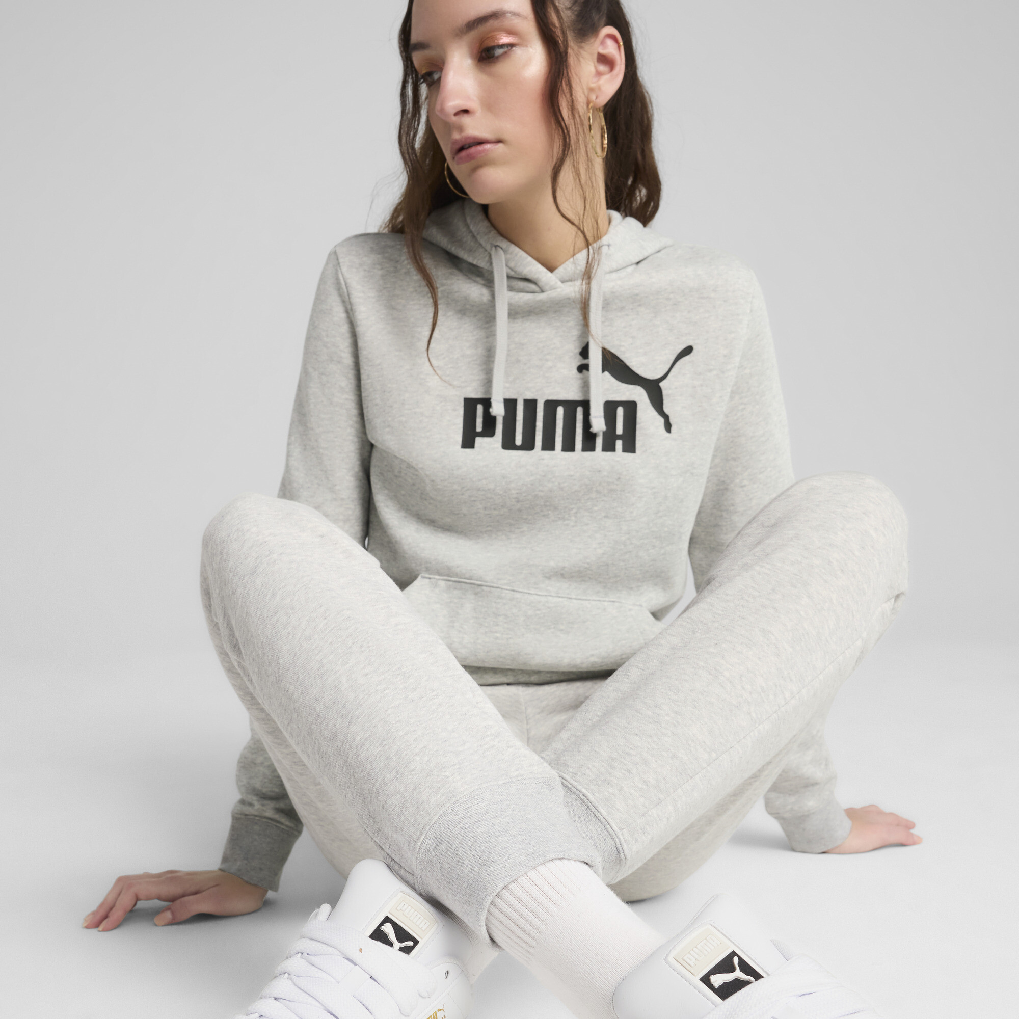 PUMA Essentials Small No. 1 Logo sweatpant voor Dames, Grijs, Maat S thumbnail 4