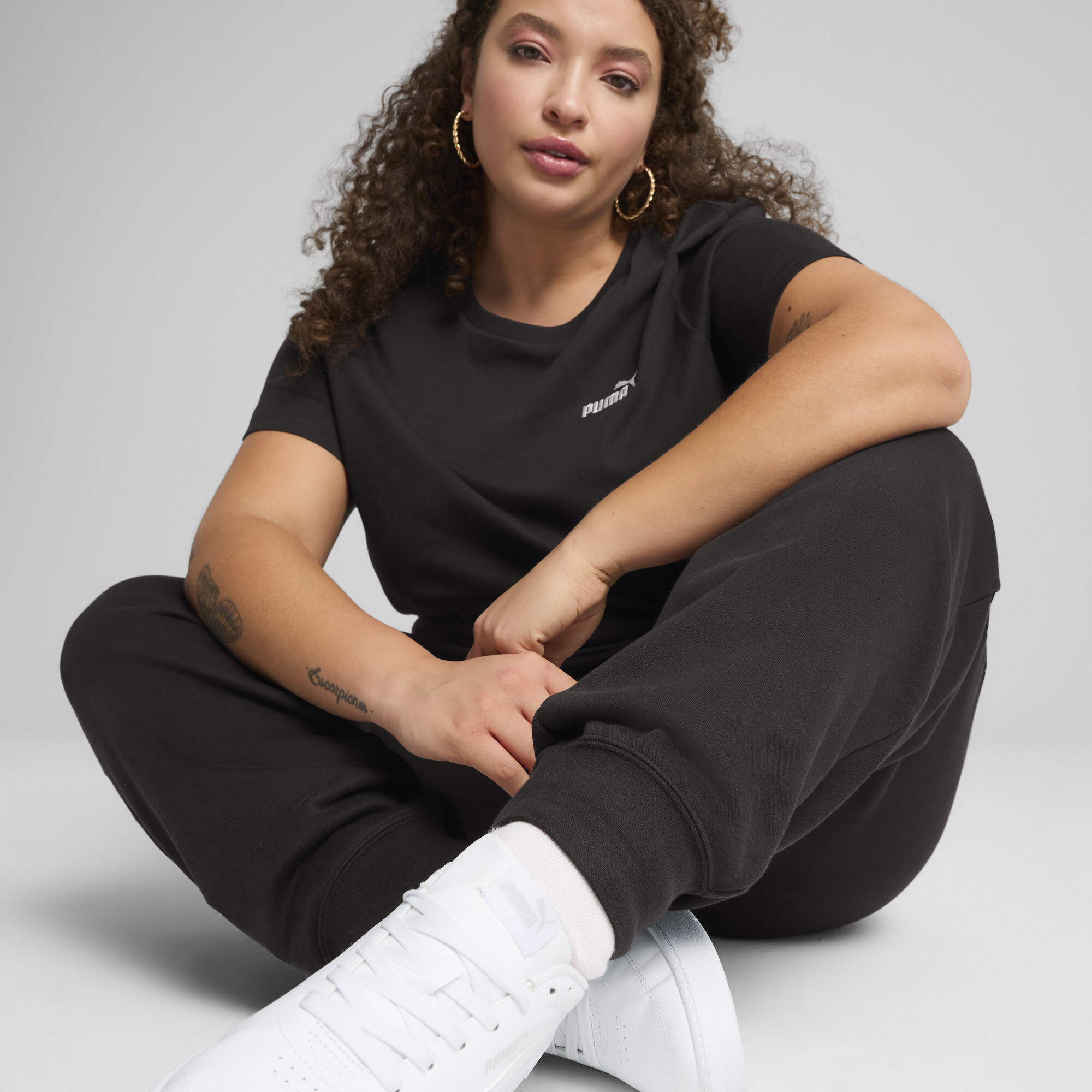 PUMA ESS Small No. 1 Logo Comfort joggingbroek met hoge taille voor Dames, Zwart, Maat XXS thumbnail 4