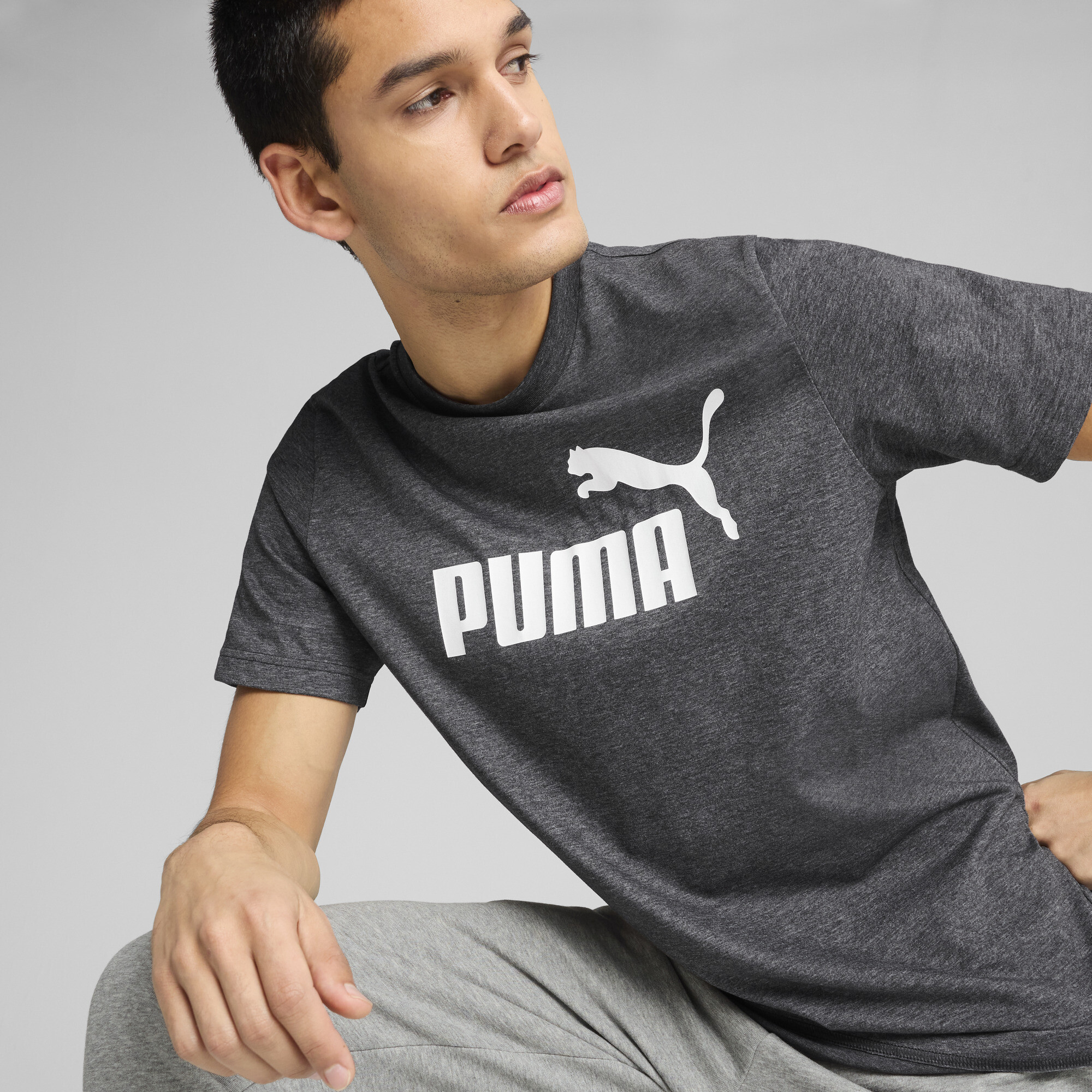 PUMA Essentials No. 1-logo gemêleerd T-shirt voor Heren, Zwart, Maat XS thumbnail 2