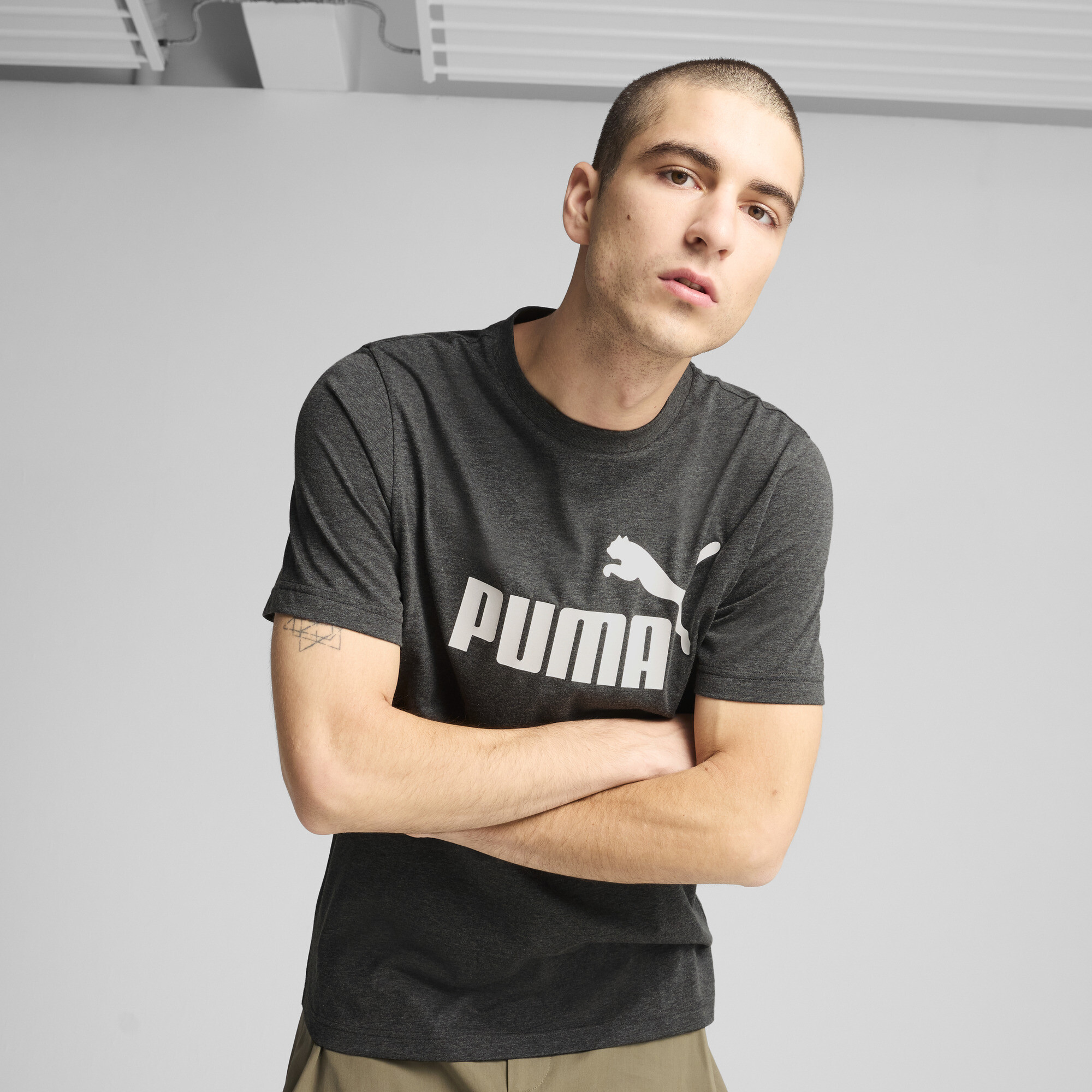 Polera Essentials No. 1 Logo Jaspeada II para hombre