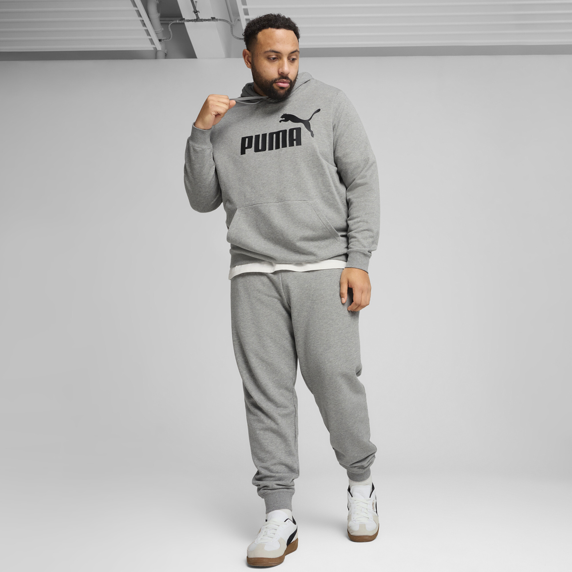PUMA Essentials Men's Hoodie - Picture 30 of 38