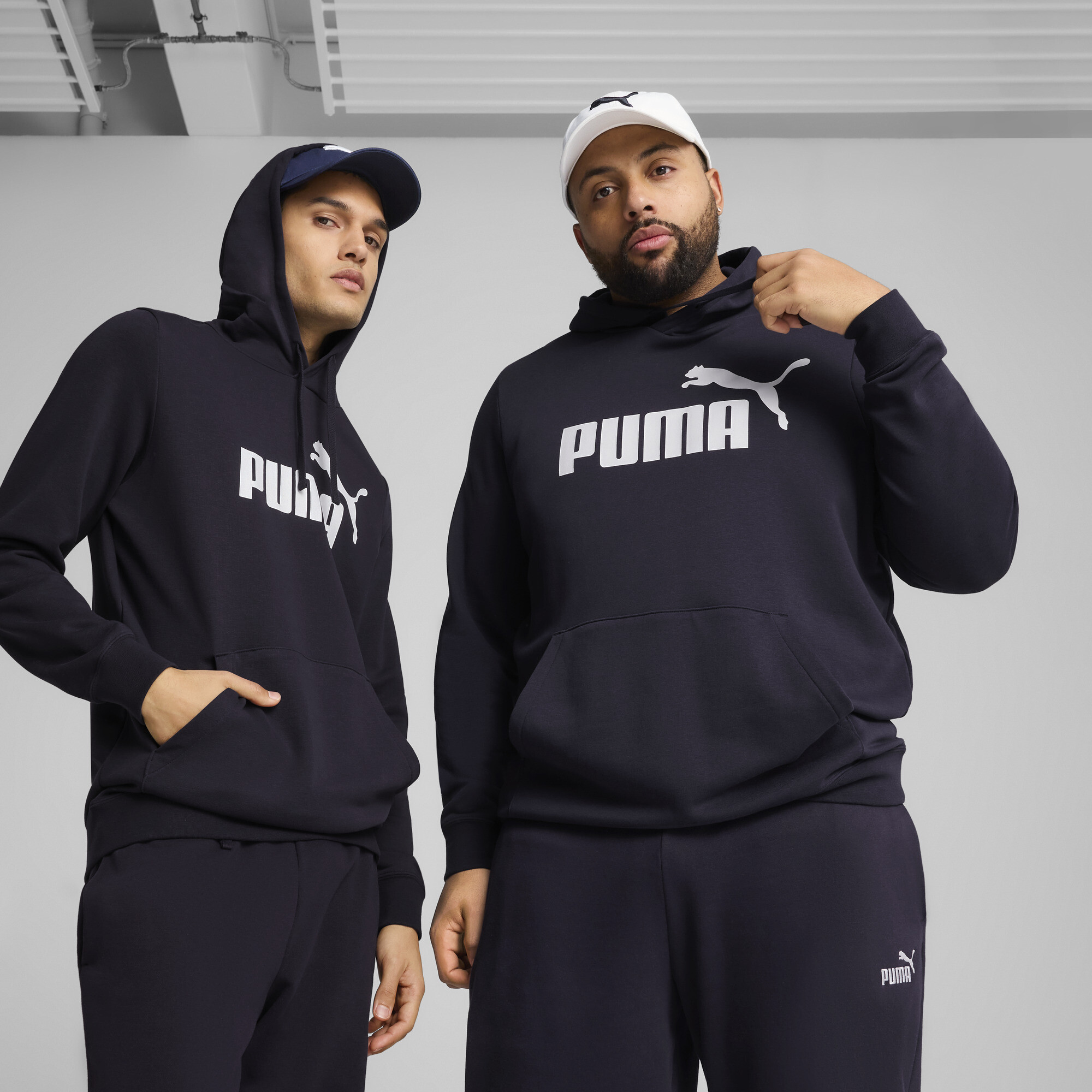 PUMA Essentials No. 1 Logo Men's Hoodie in Blue, Size XL