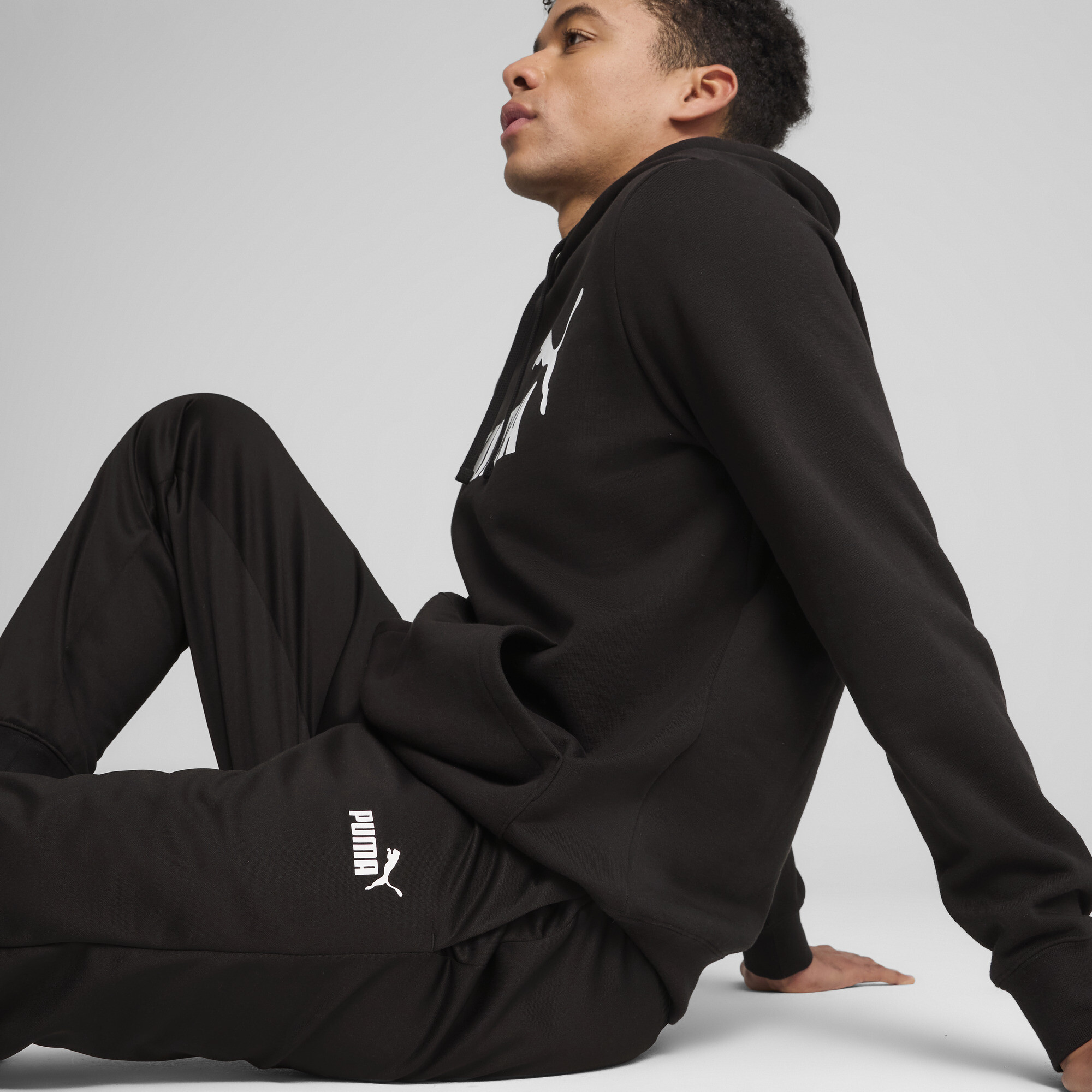 PUMA Essentials No.1 Logo Poly broek voor Heren, Zwart, Maat 3XL thumbnail 4