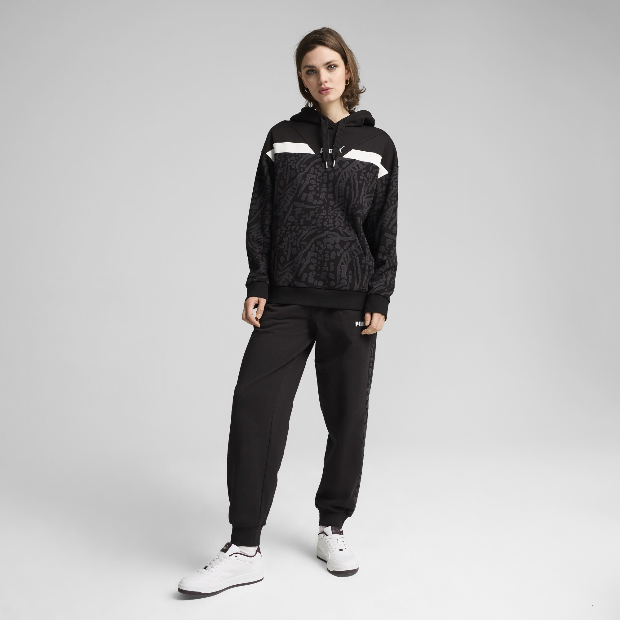 Women's Puma HYPERNATURAL Hoodie, Black, Size M, Clothing