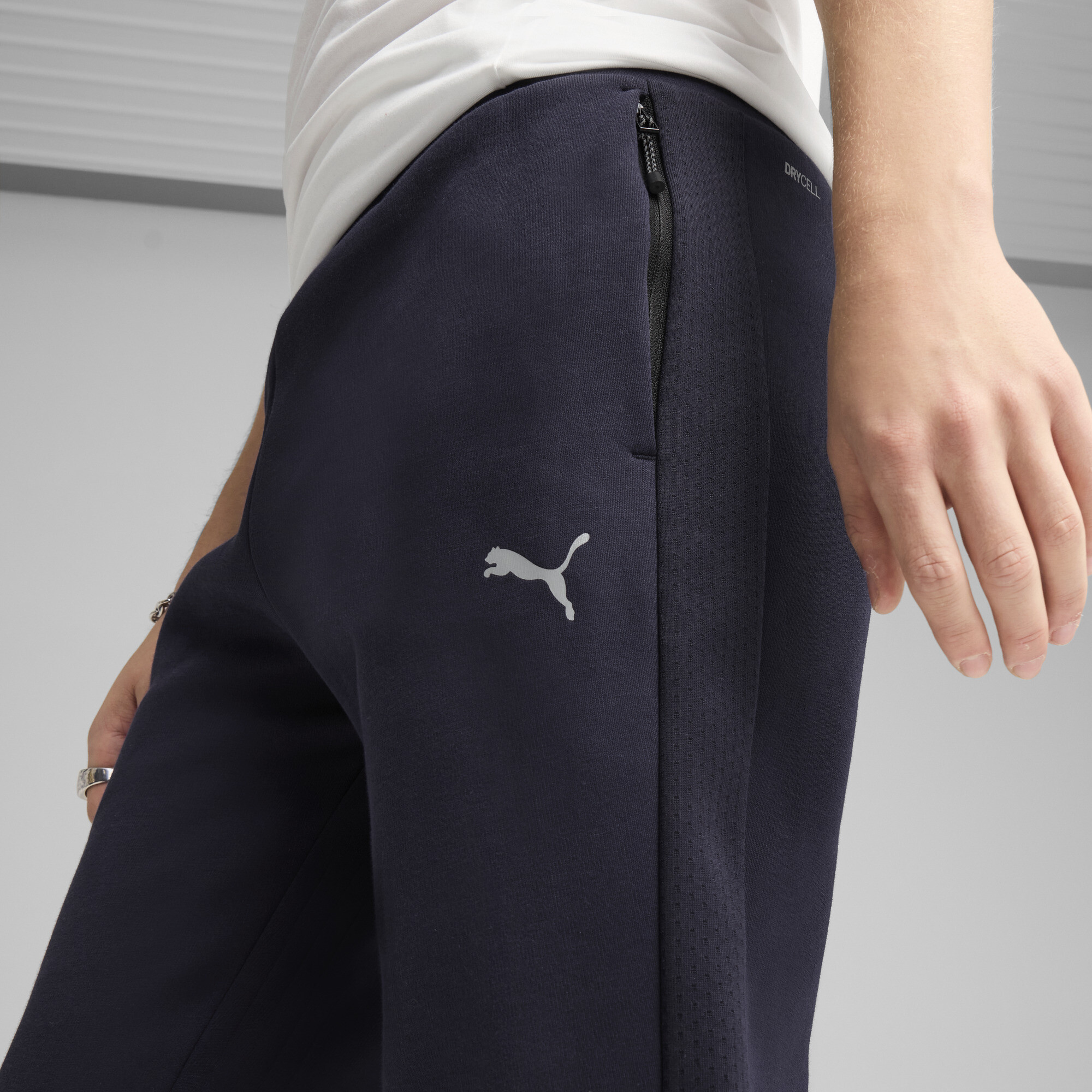 PUMA Evostripe Men's Pants - Picture 12 of 21