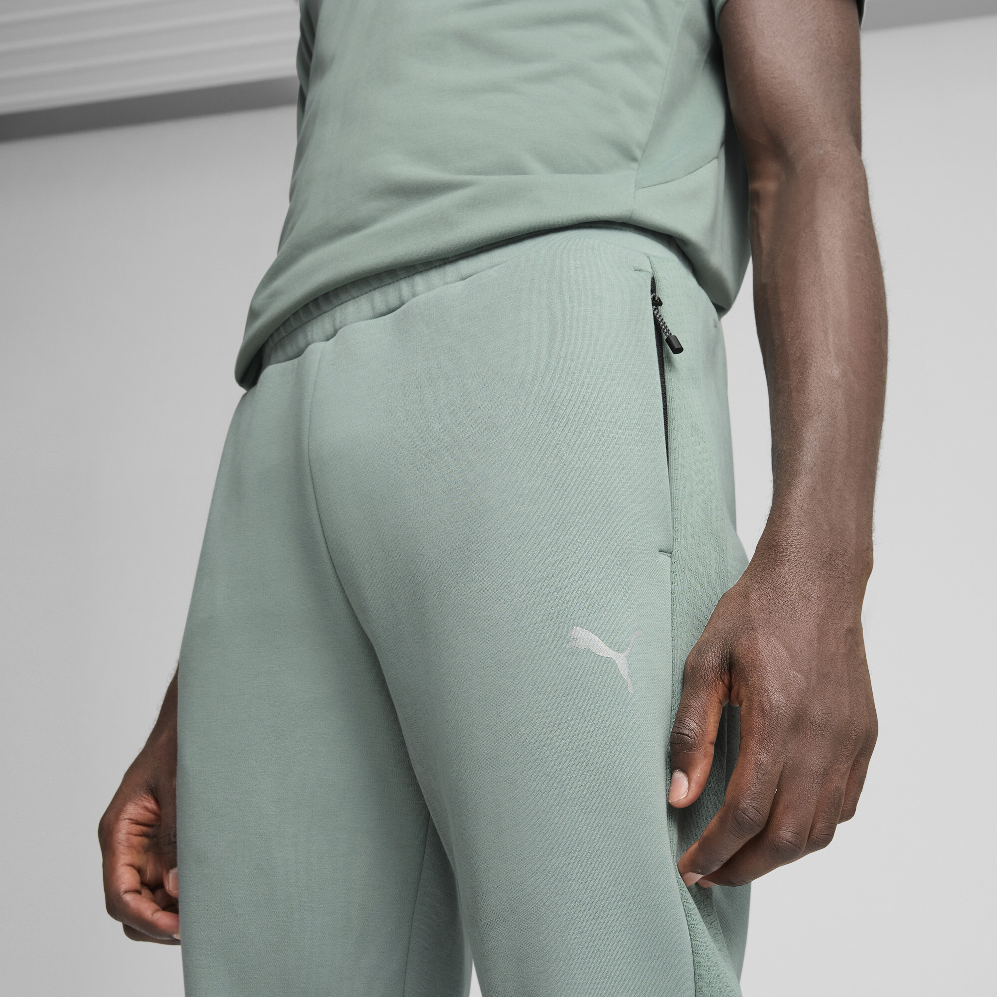 PUMA Evostripe Men's Pants - Picture 19 of 21