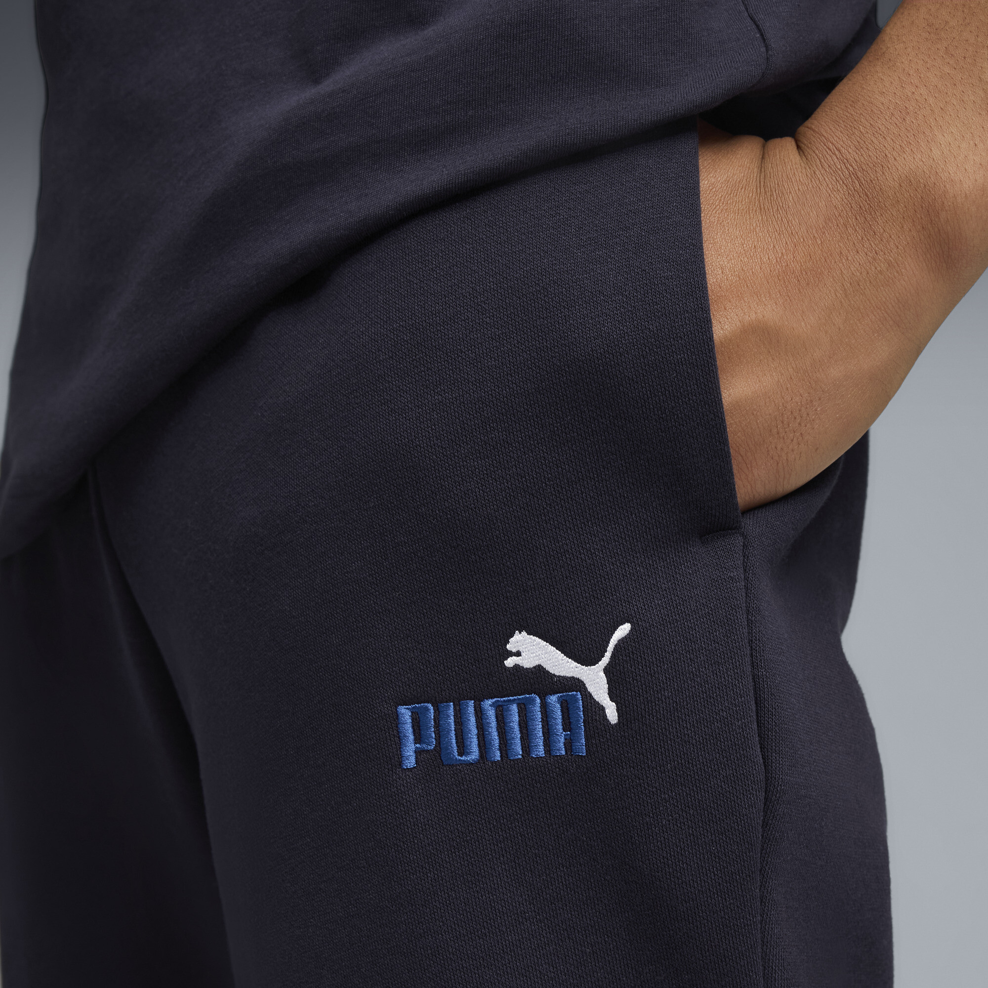 PUMA Essentials 2 Colour No.1 Logo joggingbroek voor Heren, Blauw, Maat XL thumbnail 4