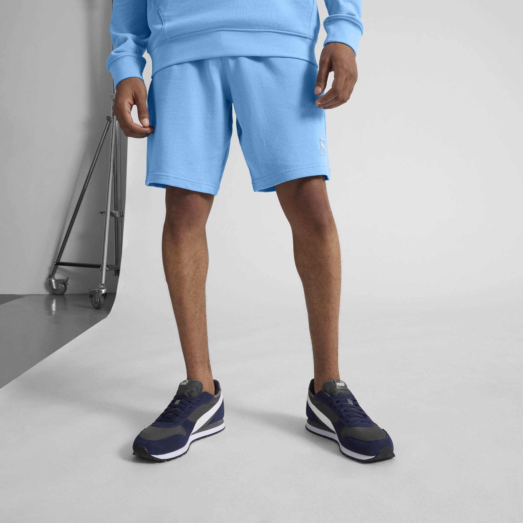 PUMA Elevated Essentials Men's 9" Shorts in Blue, Size M