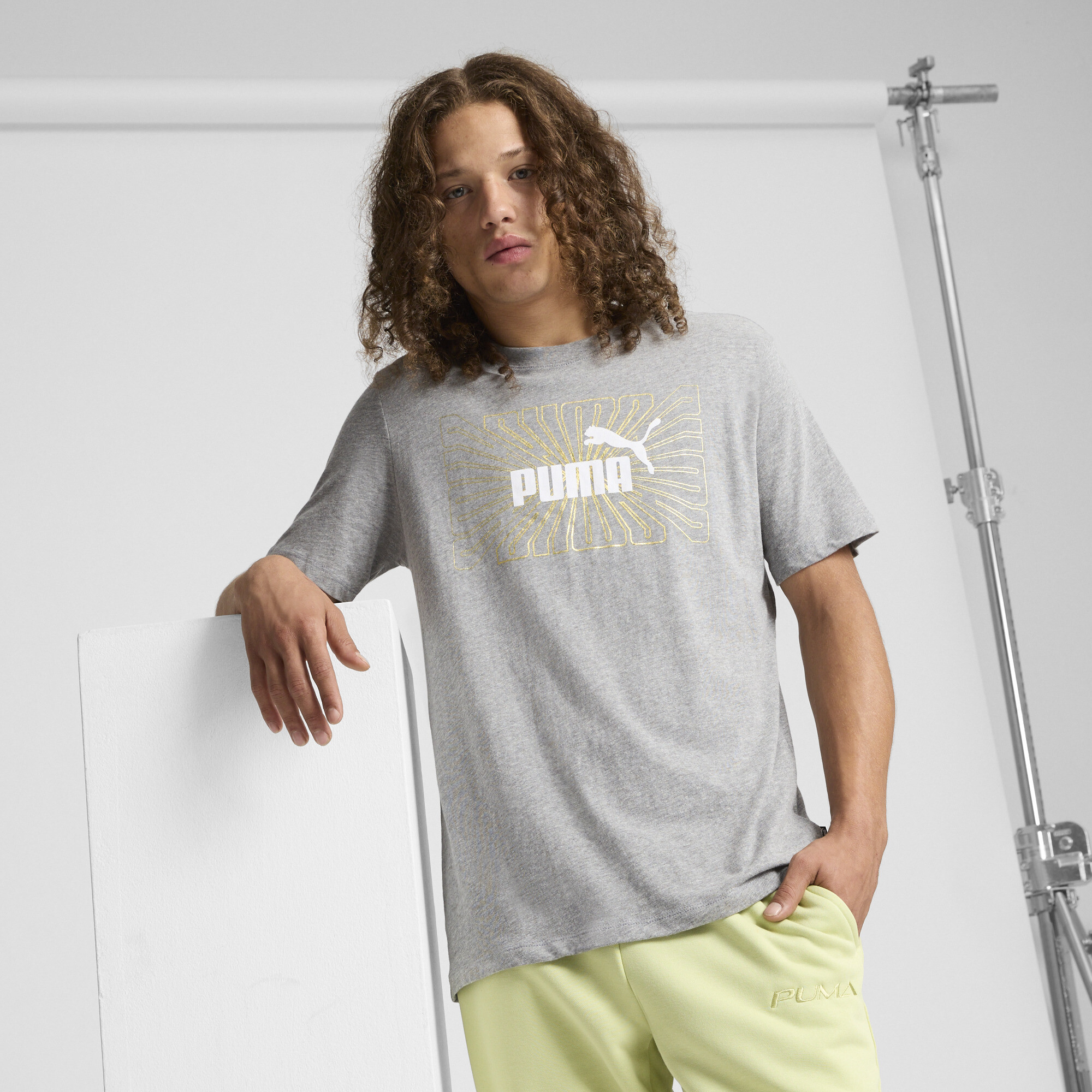 PUMA Men's Graphics Foil Tee