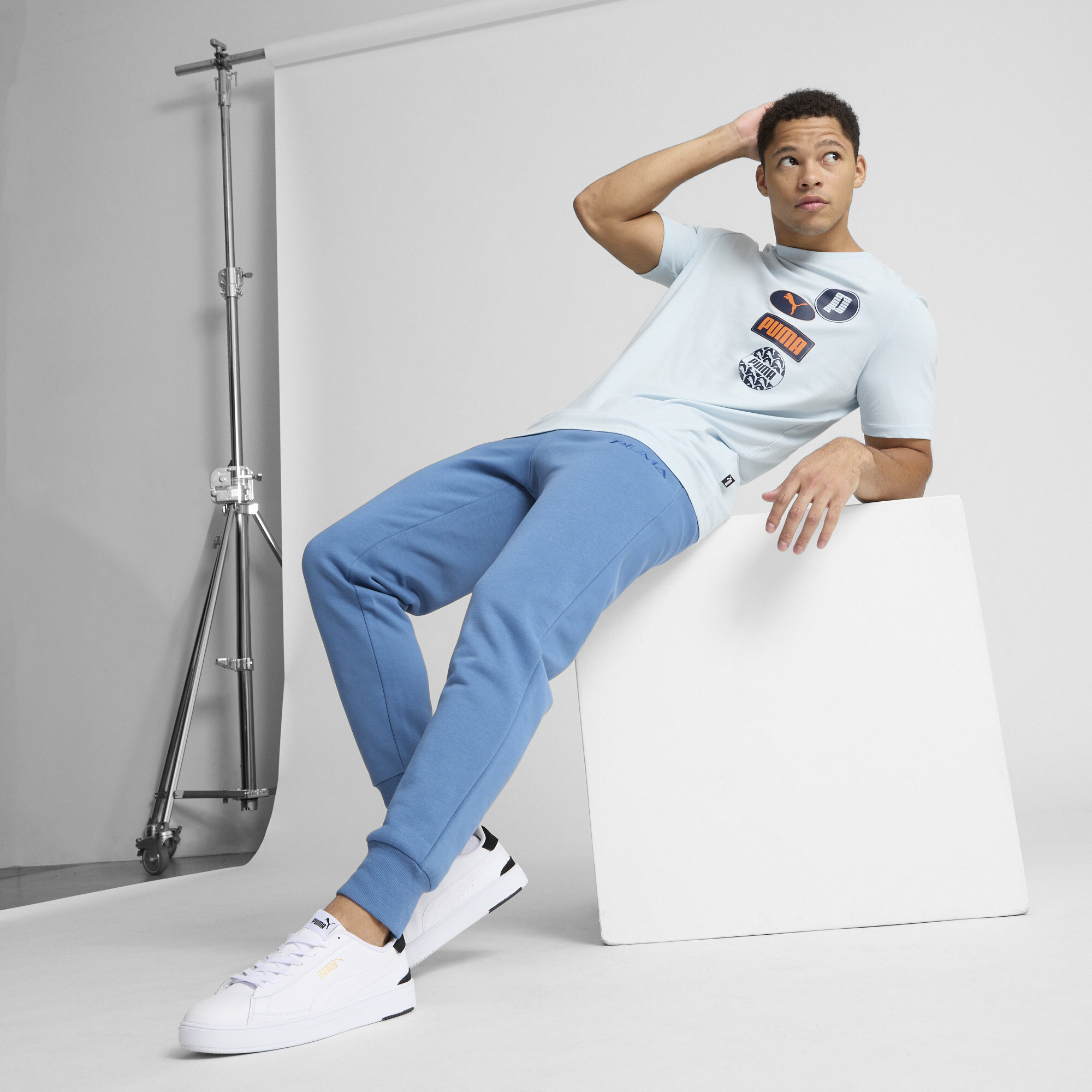 PUMA Men's Graphics Icon Tee