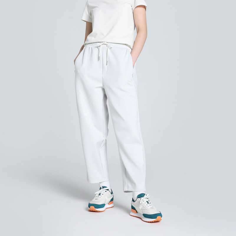 

Women's PUMA CLASSICS Relaxed Fit Pants