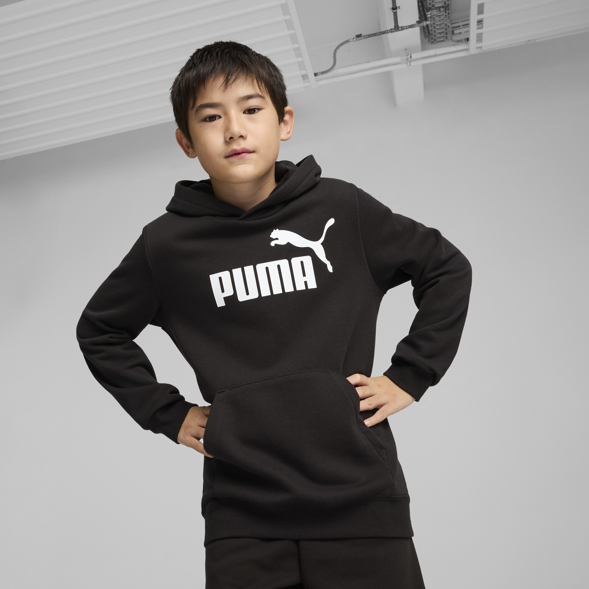 Puma ESS No. 1 Logo Hoodie Teenager Für Herren Für Damen Für Kinder | Mit Logo Print | Black | Größe: 11-12Y