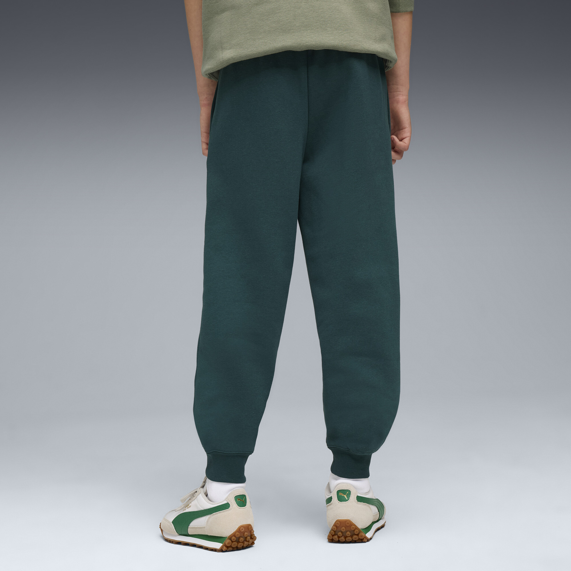PUMA ESS No. 1-logo fleece sweatpant voor Heren, Groen, Maat 15-16Y thumbnail 3