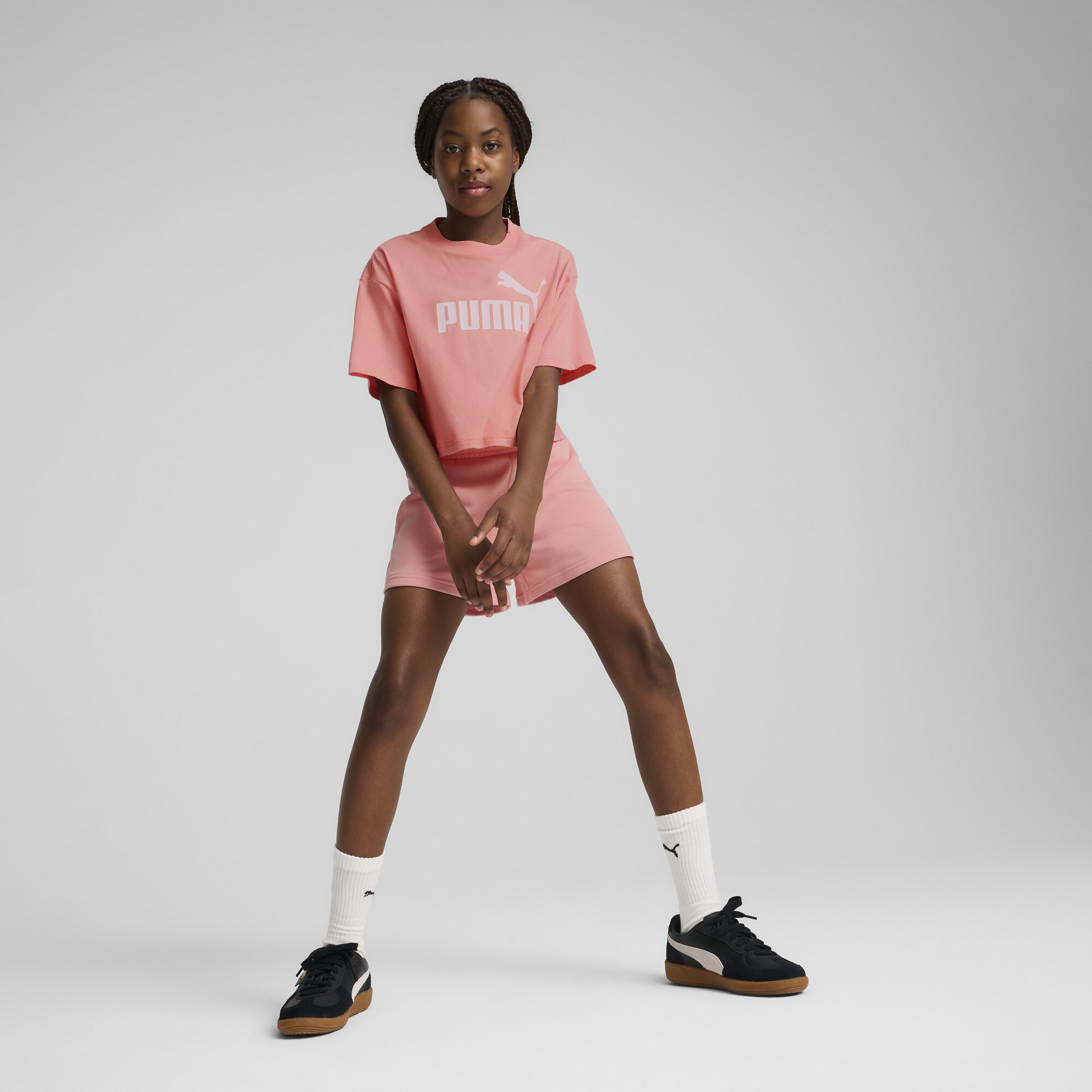 ESS No. 1-logo T-shirt met korte pasvorm voor Dames, Roze, Maat 9-10Y | PUMA