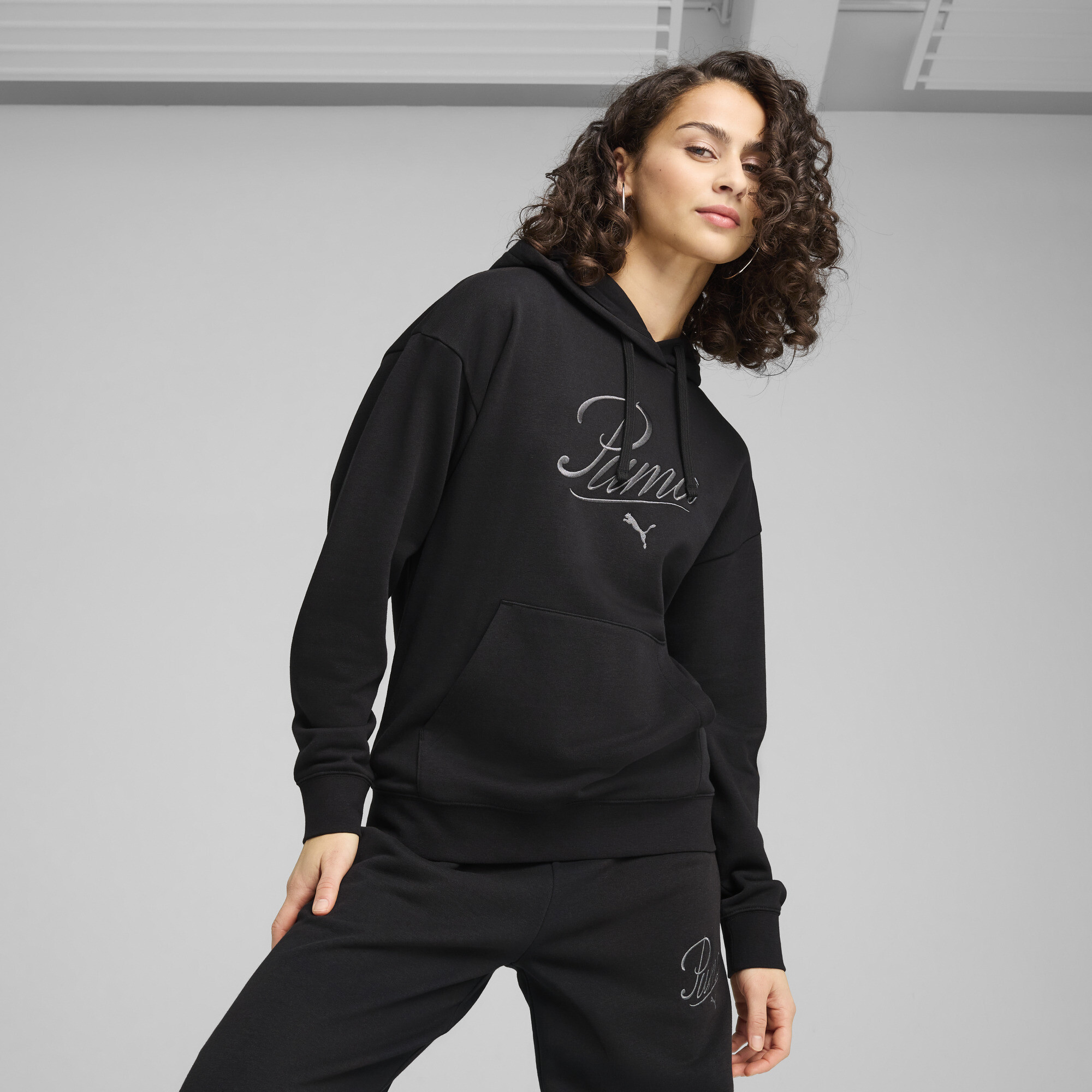 Puma ESS SCRIPT Comfort Hoodie Damen | Mit Print | Black | Größe: XXS