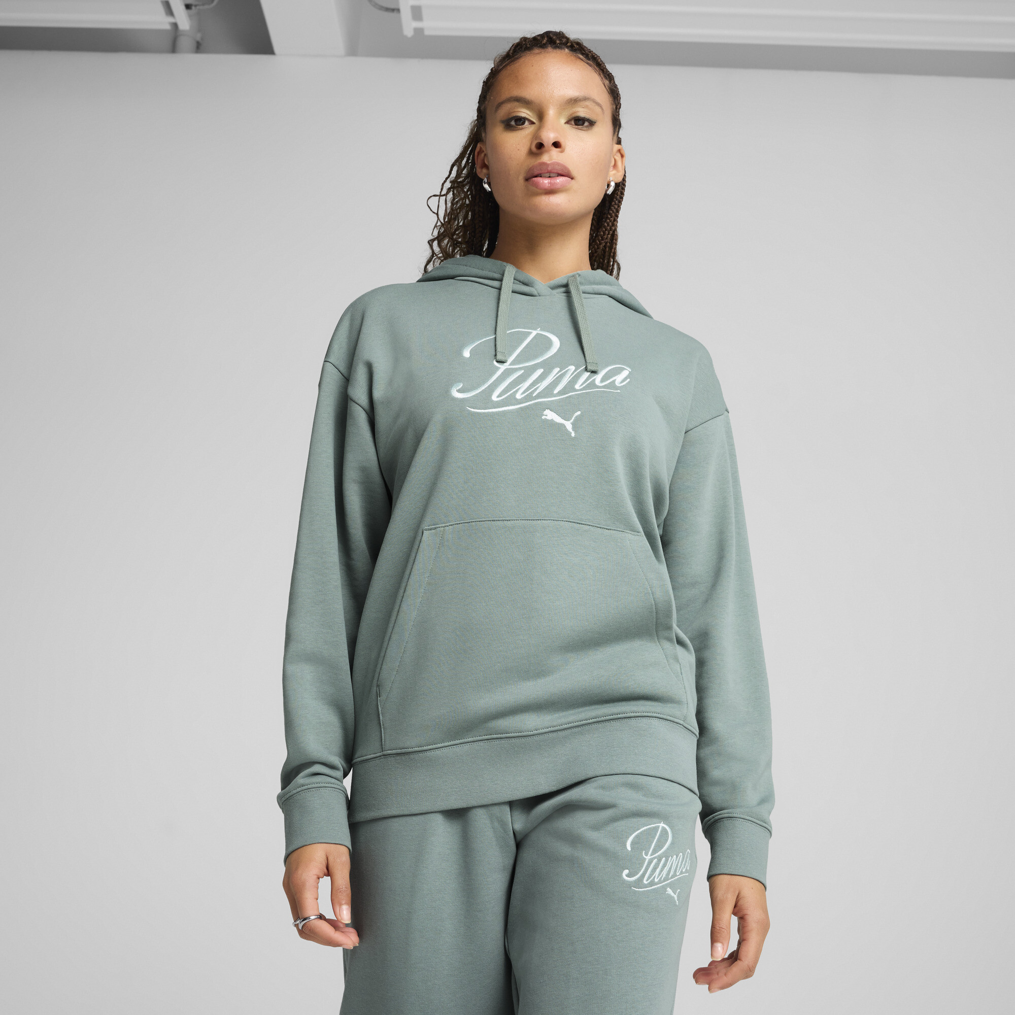 Puma ESS SCRIPT Comfort Hoodie Damen | Mit Print | Green Moon | Größe: L