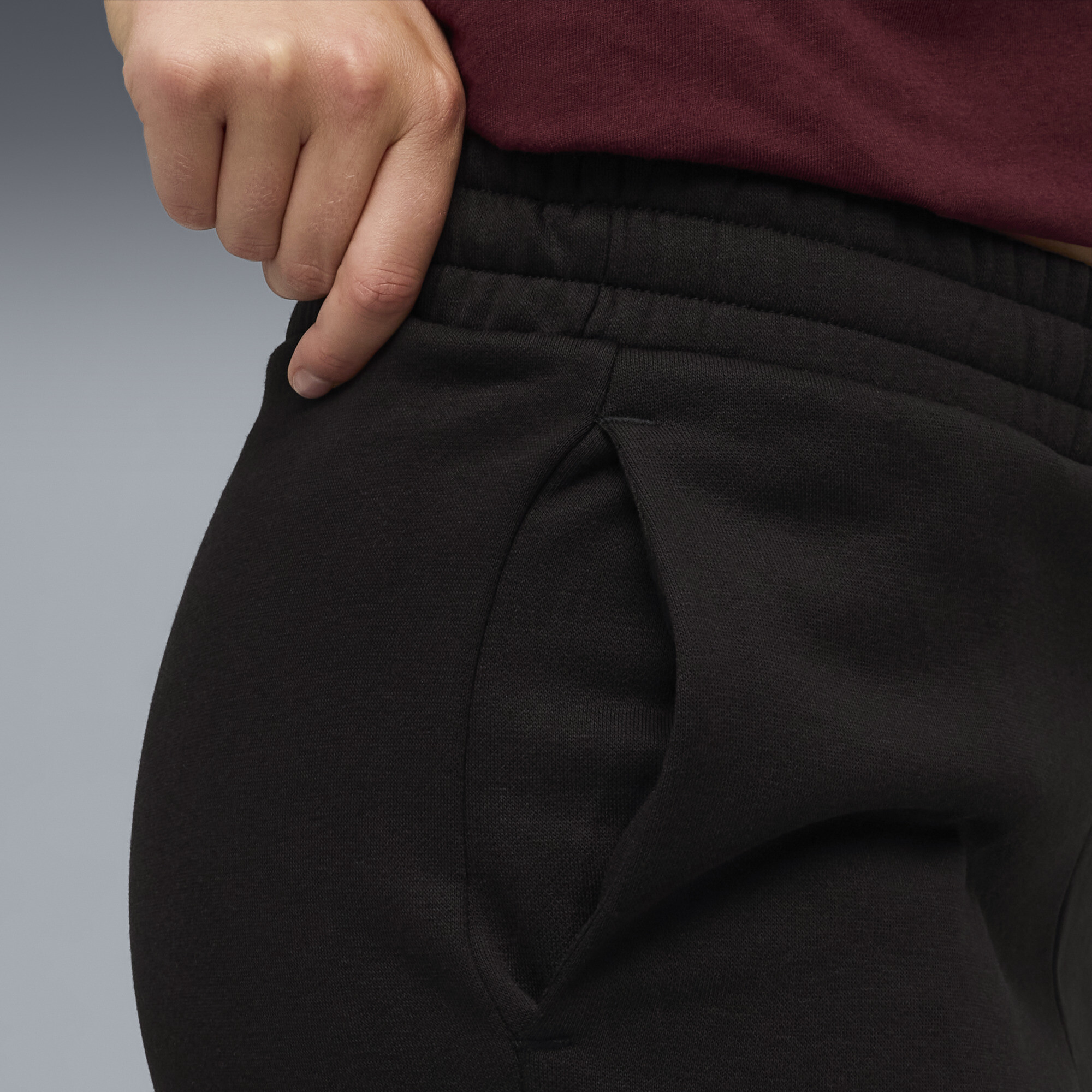 PUMA Essentials Metallic sweatpants voor Dames, Zwart/Goud, Maat XS thumbnail 4